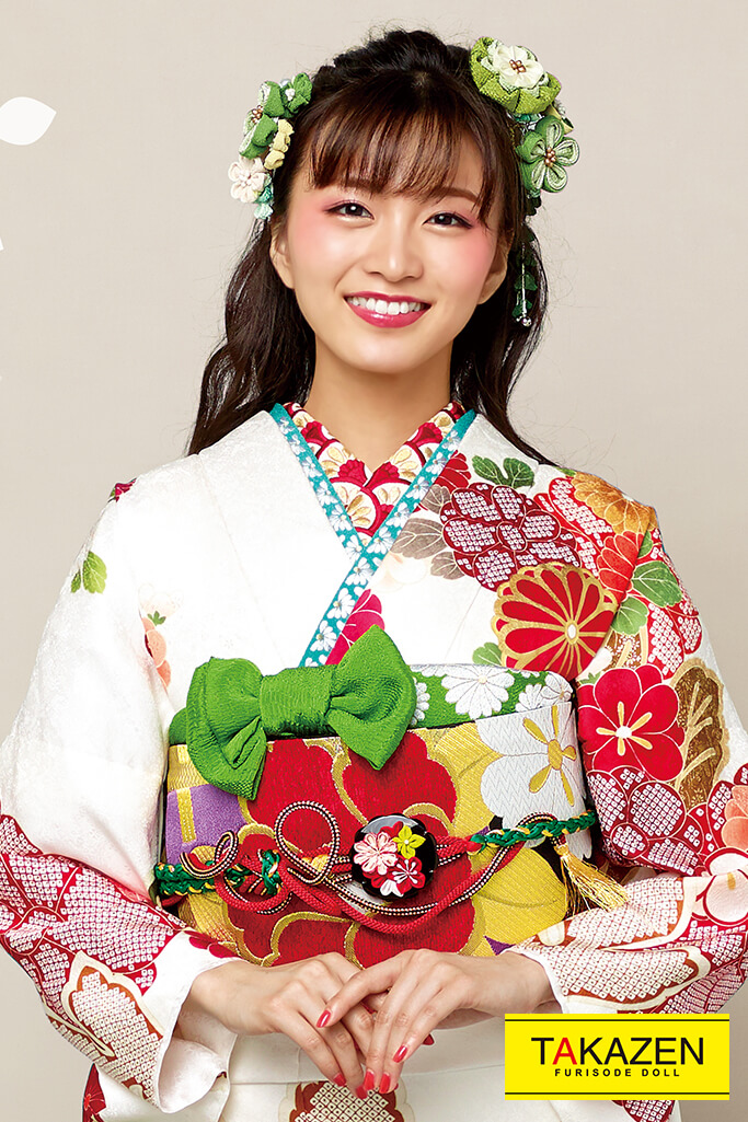 TAKAZENのレンタル振袖 正統派古典　白/赤/クリーム　菊柄/小花柄　上品　きれい　シンプル振袖　白ベース　はんなり【通販可】21026
