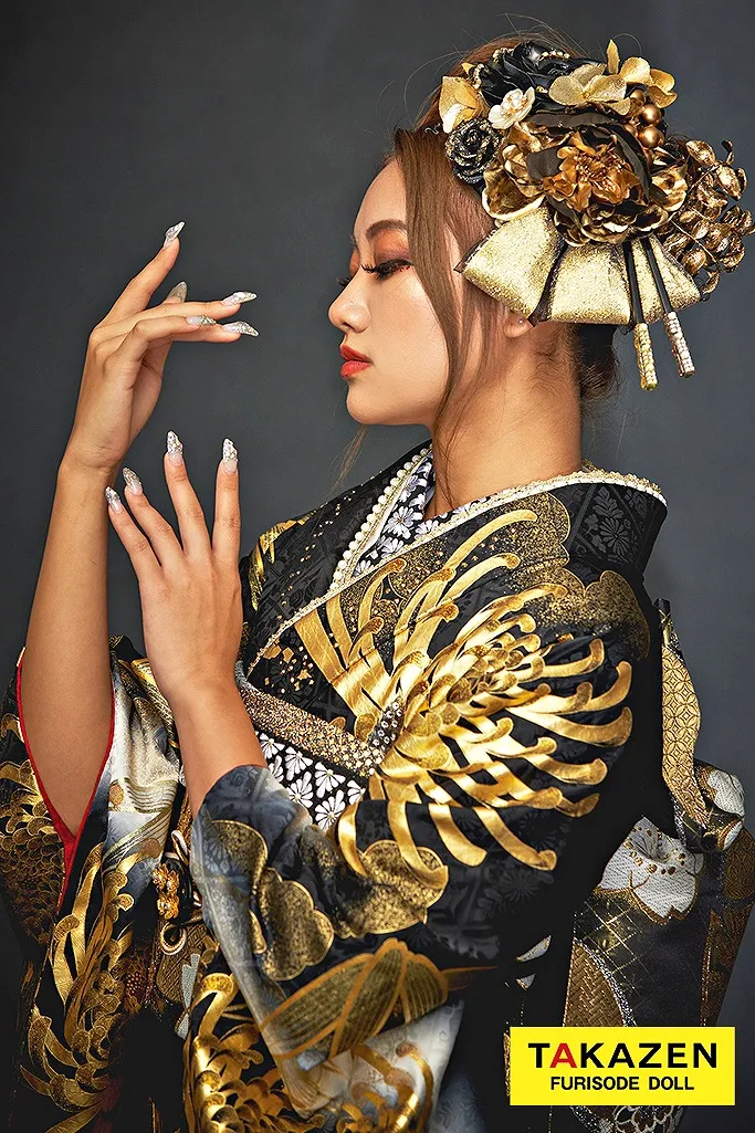 TAKAZENのレンタル振袖 ジャパンモード　黒/ゴールド(金色)　本家虎柄　絶対目立つ　渋い　ド派手　インパクト抜群　被らない　ギャル振袖　中村りおん【通販可】22045