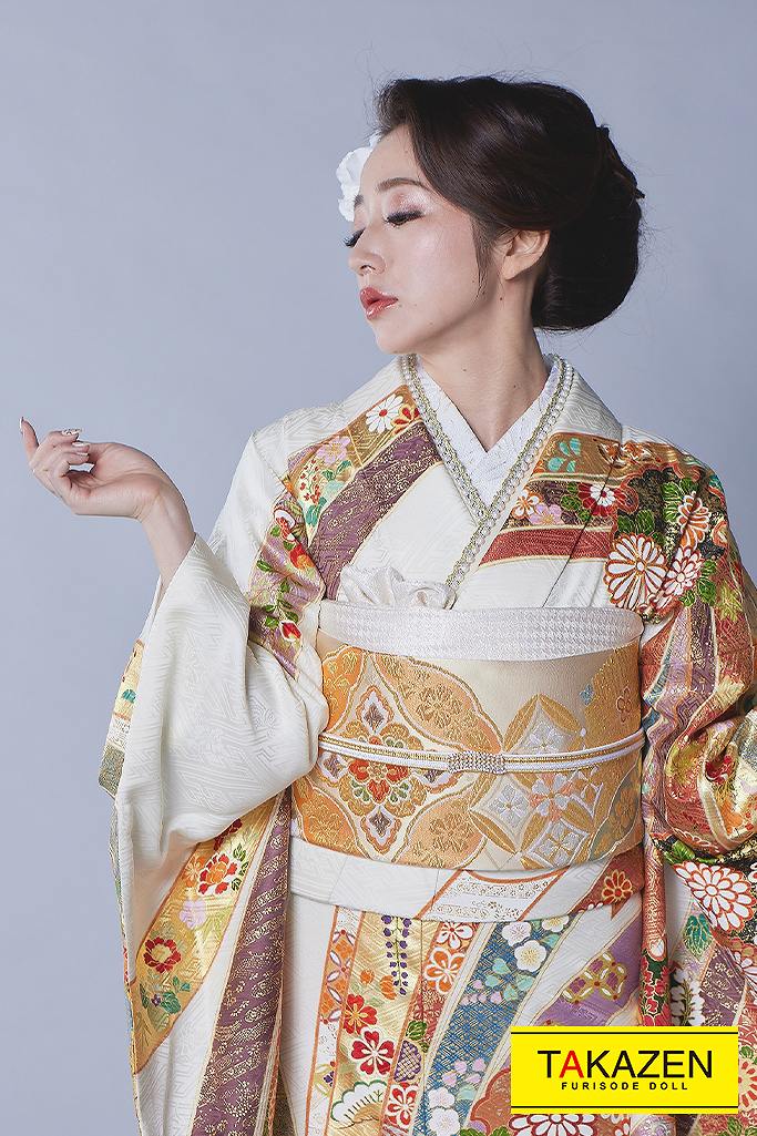 TAKAZENのレンタル振袖 プレミアム古典　白/ゴールド(金色)　熨斗柄　高級古典　豪華　金駒繍　金彩友禅　受賞柄　坂本礼美【通販可】32085