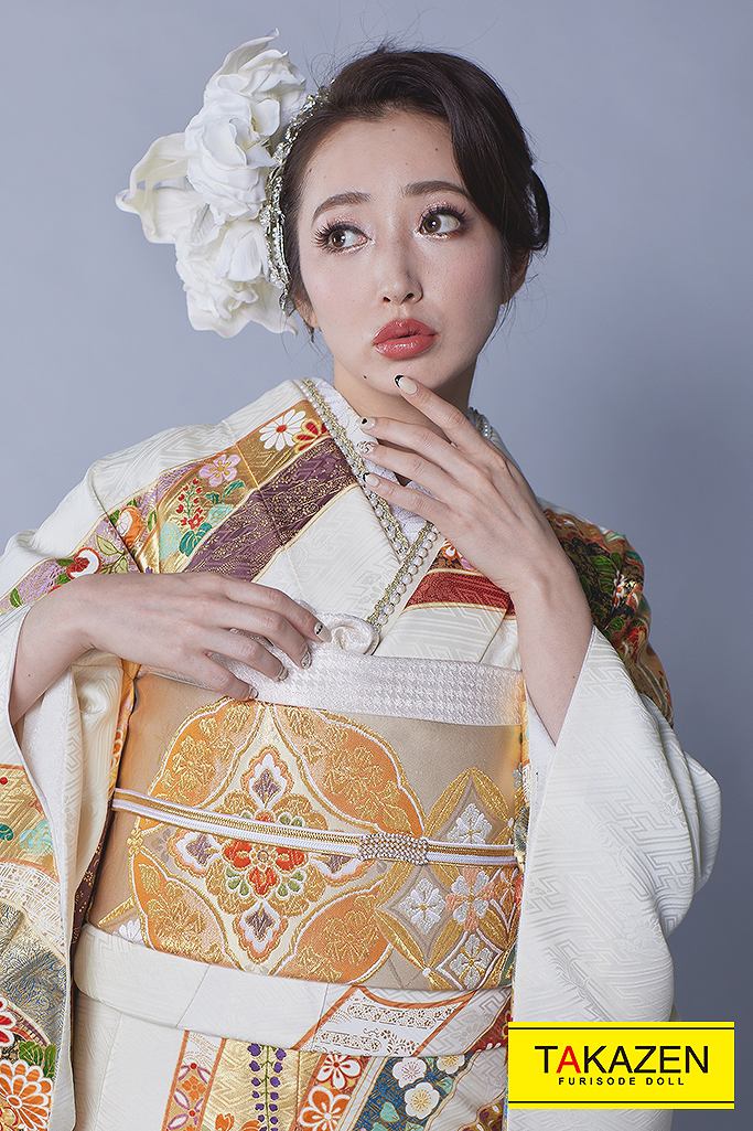 TAKAZENのレンタル振袖 プレミアム古典　白/ゴールド(金色)　熨斗柄　高級古典　豪華　金駒繍　金彩友禅　受賞柄　坂本礼美【通販可】32085