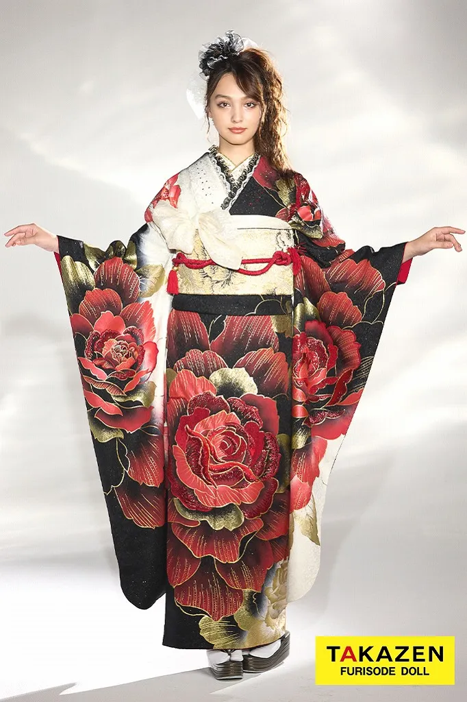 TAKAZENのレンタル振袖 モード系グラマラス　赤/黒/金　バラ/大柄　派手かわいい　キラキラ　目立つ　ギャル振袖　グラマラス　スワロフスキー付き　かっこいい　香川るな【通販可】　32103