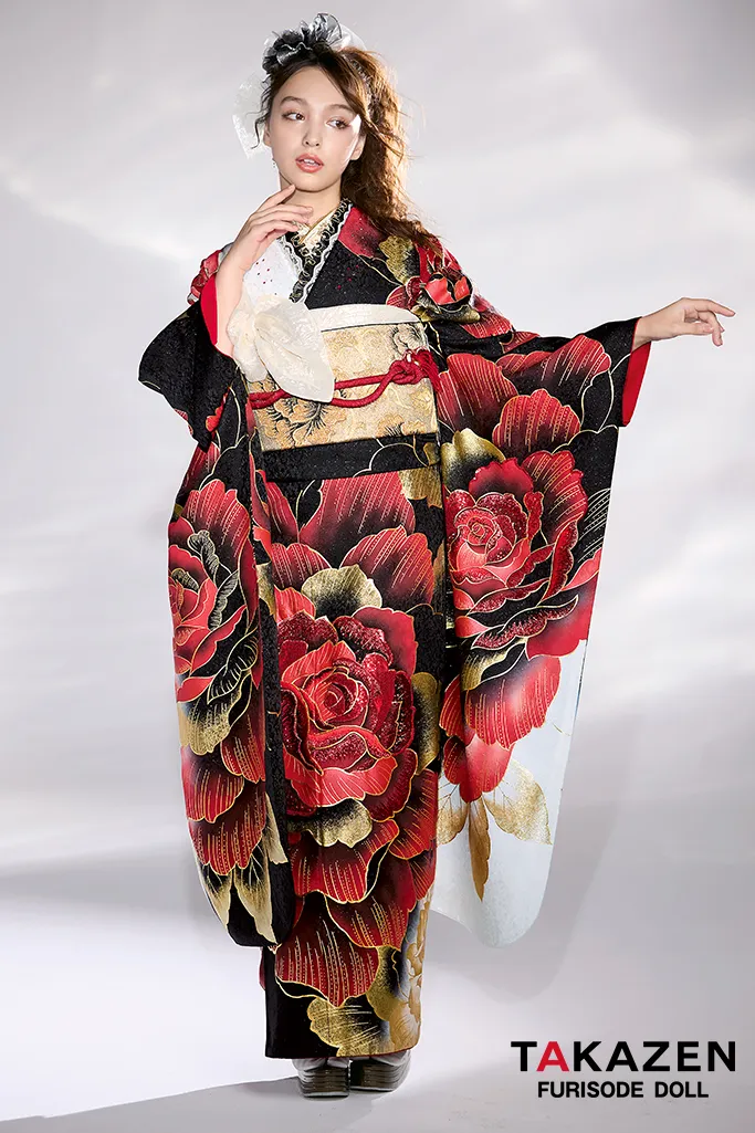 TAKAZENのレンタル振袖 モード系グラマラス 赤/黒/金 バラ/大柄 派手かわいい キラキラ 目立つ ギャル振袖 グラマラス スワロフスキー付き かっこいい 香川るな【通販可】 32103