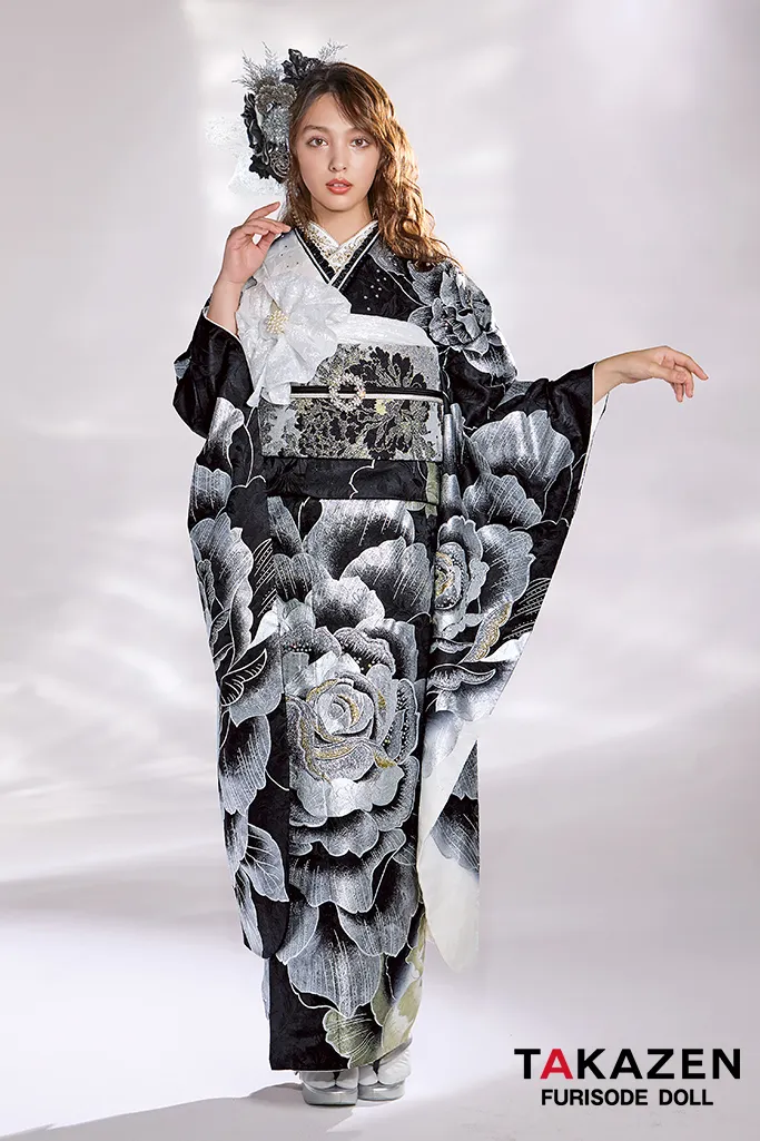 TAKAZENのレンタル振袖 クール系 黒/シルバー(銀色) 薔薇柄 一番人気 派手 目立つ かっこいい振袖 クール キラキラスワロフスキー付き ギャル 香川るな【通販可】32105