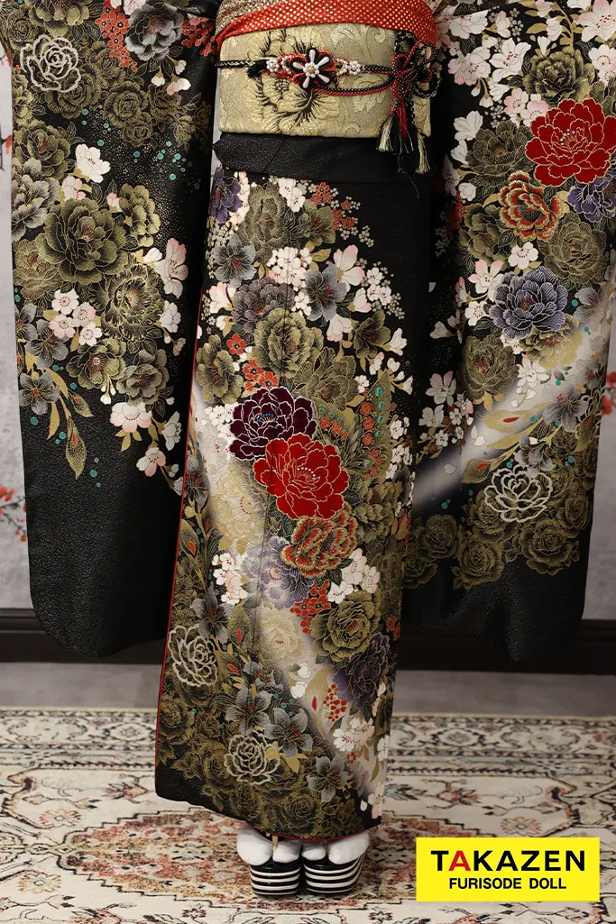 TAKAZENのレンタル振袖 格安モード系　黒/ゴールド(金色)　牡丹柄　花魁風　渋い　ギャル振袖　桂由美デザイン　目立つ【通販可】32123