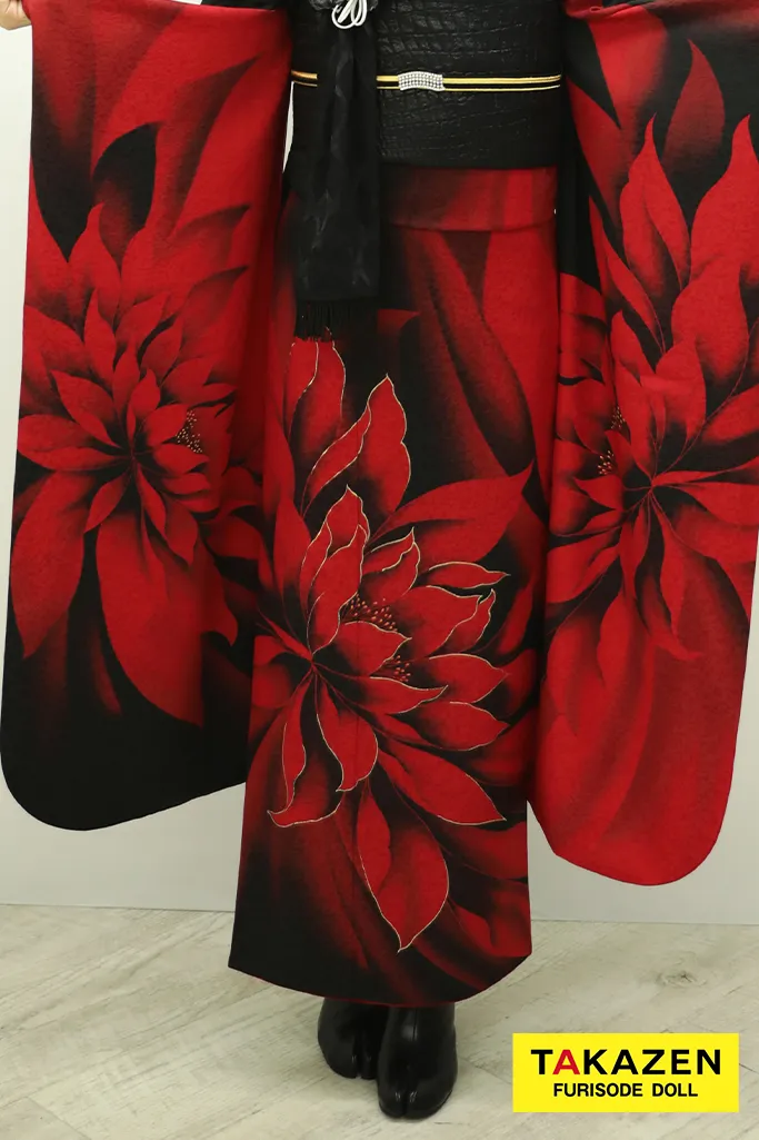 TAKAZENのレンタル振袖 格安モード　黒/赤　大柄/蓮柄　シンプル　クール　ブーツスタイル　かっこいい　ギャル振袖【通販可】　32131