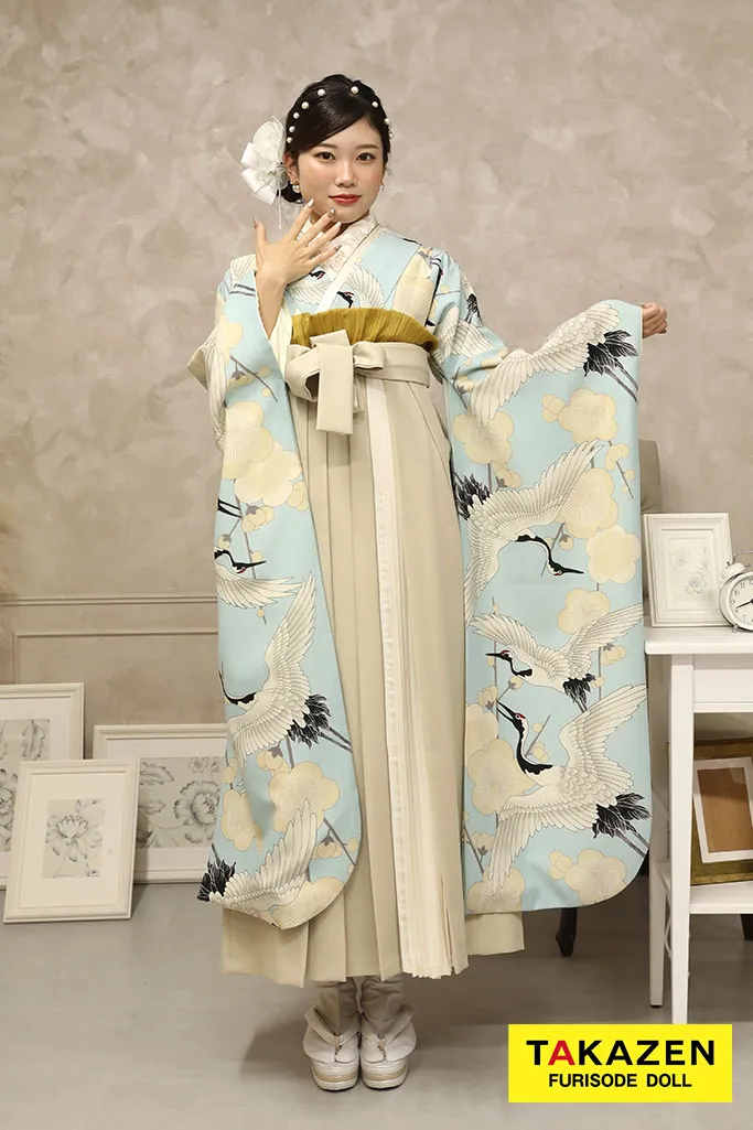 TAKAZENのレンタル袴 レトロ 水色/ブルー/白/淡い色 鶴柄/梅柄 人気 おめでたい柄【通販可】RY061