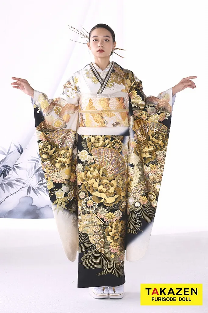 TAKAZENのレンタル振袖 粋古典　白金/ゴールド　牡丹柄/扇面　最高級金彩刺繍友禅　煌びやか　金彩古典振袖　派手　豪華　キラキラスワロフスキー付き　弓ライカ【通販可】22021
