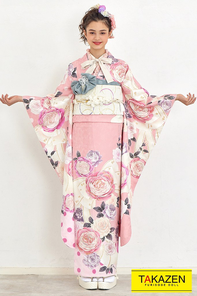 TAKAZENのレンタル振袖 キュートガーリー　淡色ピンク　バラ柄　写真映え　ゆるふわ　可愛いデザイン　あざとかわいい　ブリッジマン遊七【通販可】22053