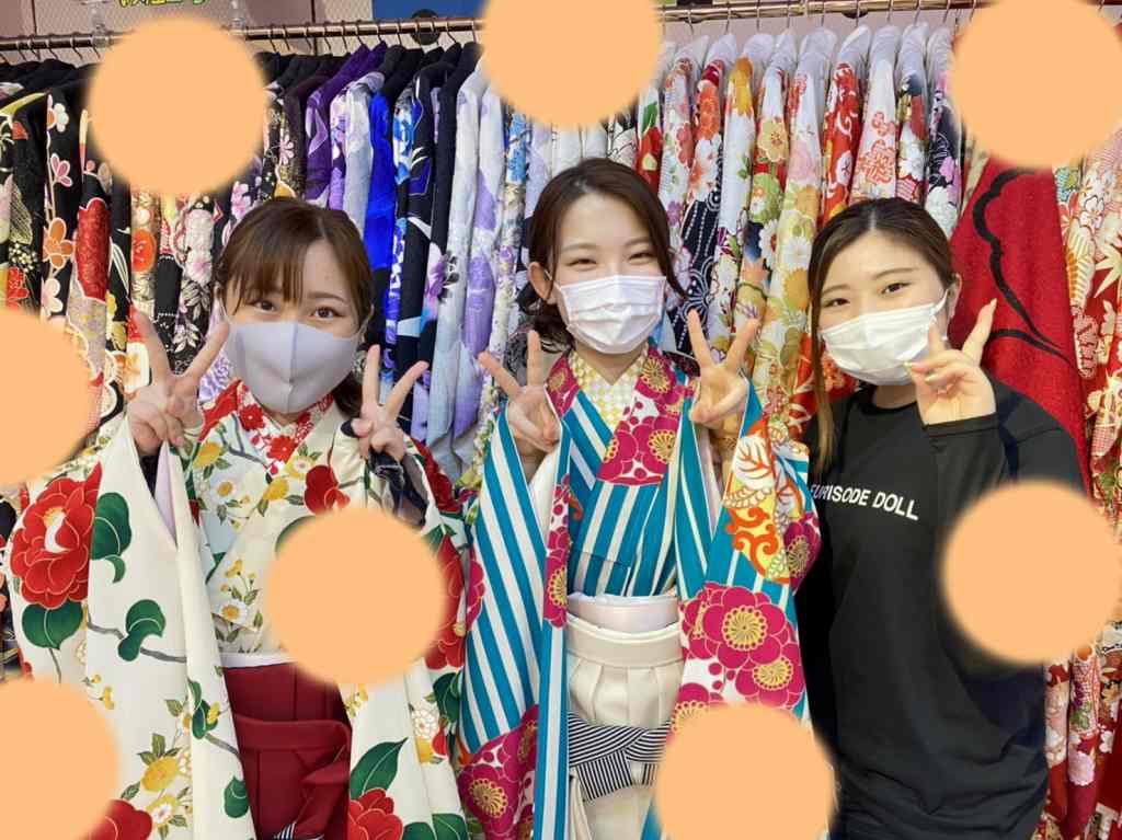 ♡28日 卒業式の袴選び♡お友達同士でレトロの袴コーデの袴姫ちゃん