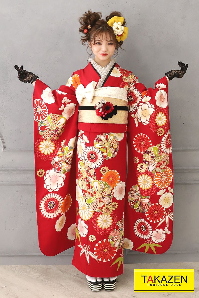 TAKAZENのレンタル振袖 正統派古典　赤/オレンジ　菊柄　おしゃれ　かわいい　レトロポップ振袖　赤地【通販可】G7
