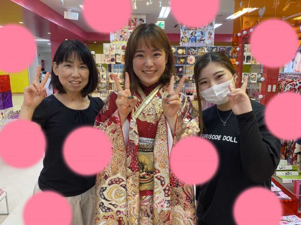 ♡13日 キラキラで豪華な赤色のモードの可愛い姫ちゃん♡