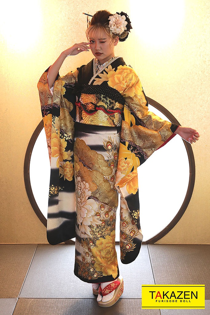 TAKAZENのレンタル振袖 ジャパンモード　黒/黄　牡丹柄　花魁風　渋い　派手　かっこいい　ギャル系振袖　中村りおん【通販可】G21