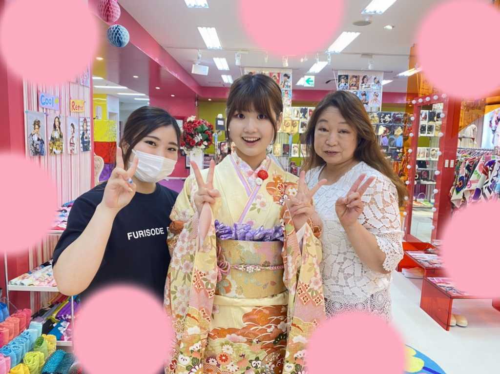 【TAKAZEN神戸店】♡19日　クリーム色の可愛い古典柄振袖姫ちゃん♡