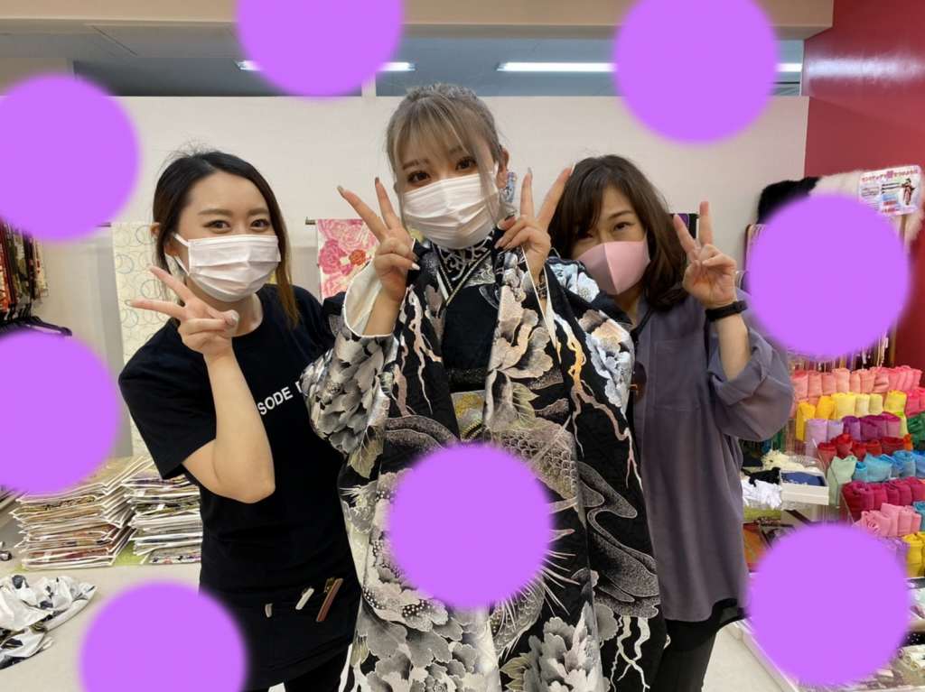 【TAKAZEN神戸店】♡30日 シルバー×龍の組み合わせがめちゃめちゃド派手!大人気でキラキラでカッコイイ振袖姫ちゃん♡