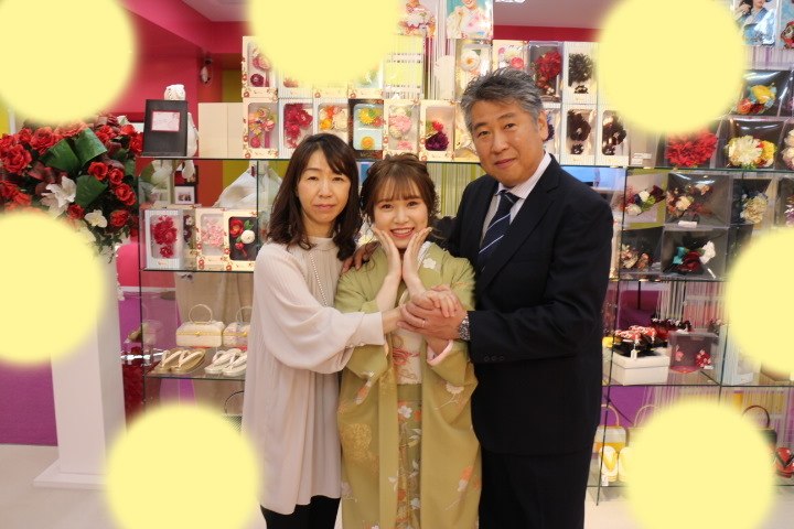 TAKAZEN タカゼン モード 黒色 青色 派手 キラキラ 振袖 成人式 レンタル