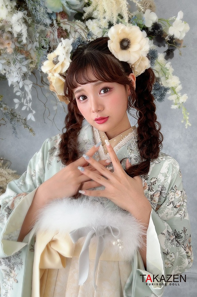 TAKAZENのレンタル袴 くすみカラーガーリー　ミントグリーン　ブーケ　洋風　ゆるふわ　フェミニン　女の子らしい【通販可】GH1
