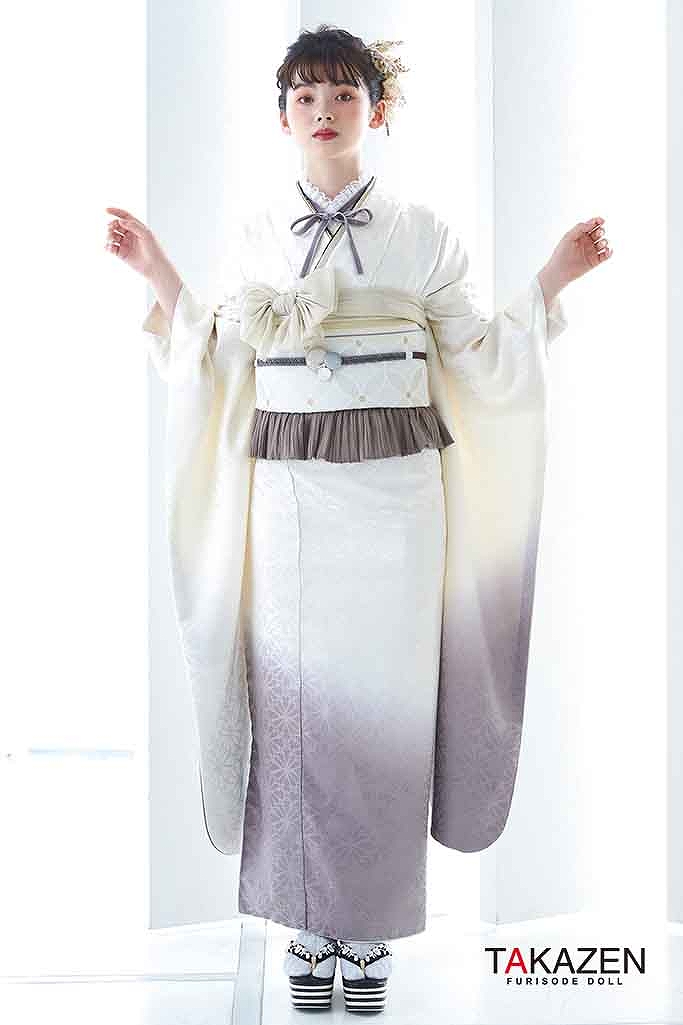 TAKAZENのレンタル振袖 くすみカラーガーリー　白/グレー/ニュアンスカラー　無地振袖 　グラデーション　シンプル　トレンドおしゃれ　リボンアレンジ　南琴奈【通販可】LB15