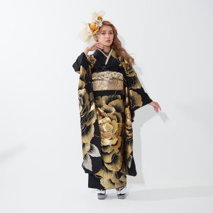 豪華 薔薇柄 黒ゴールド スワロフスキー 成人式振袖