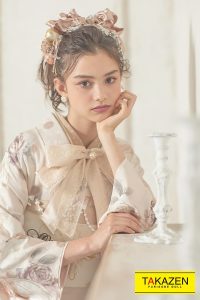 かわいい 今どき くすみ 成人式