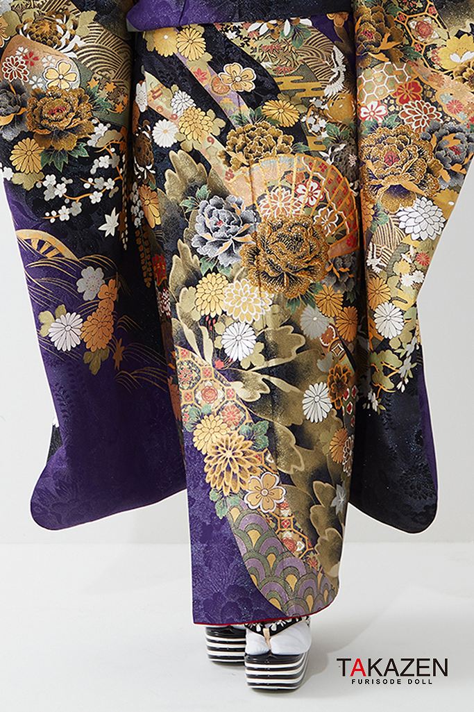 TAKAZENのレンタル振袖 ジャパンモード　黒/紫　吉祥文様/扇柄　花魁風　渋い　かっこいい　和柄モード振袖　派手　目立つ　ラメ入り生地　夏音【通販可】G53