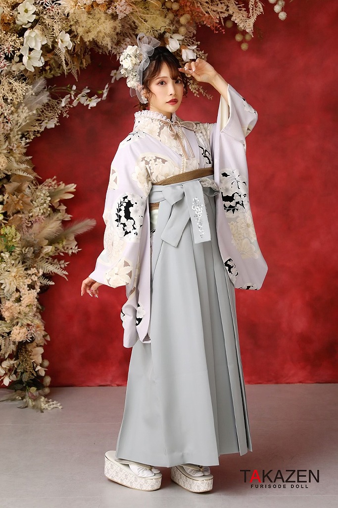 玉城ティナ×紅一点 卒業式袴