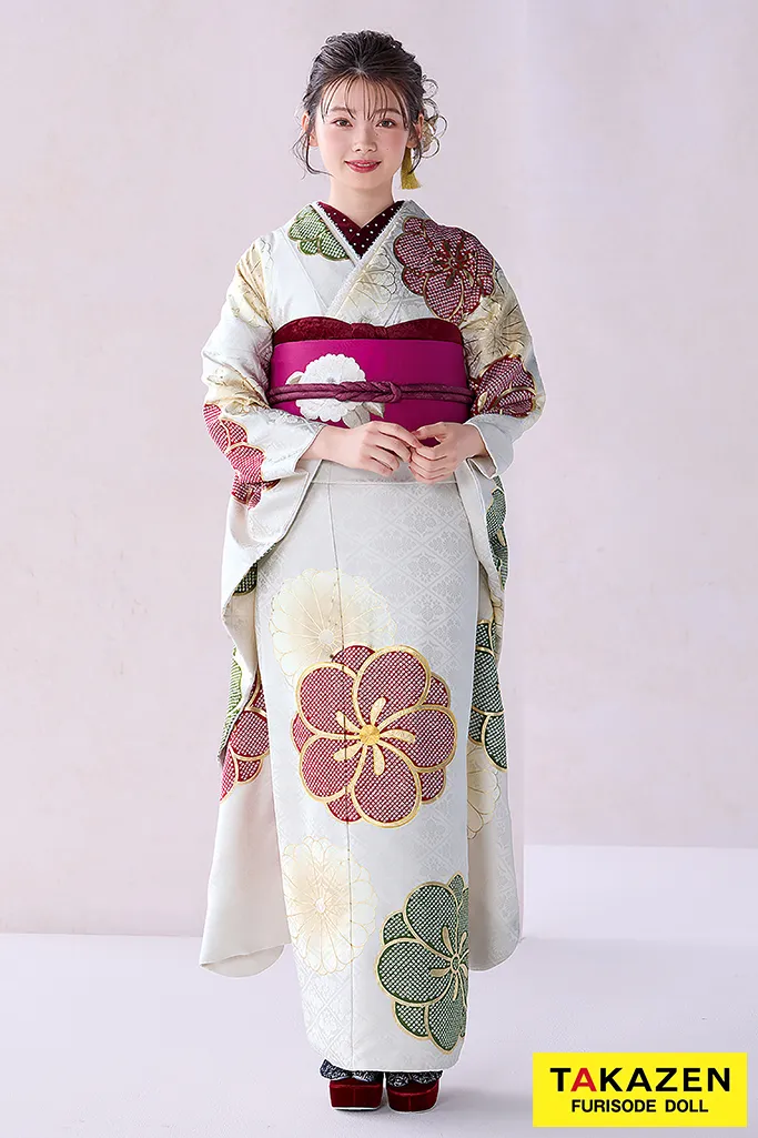 TAKAZENのレンタル振袖 正統派古典　オフホワイト/赤/緑　ねじり梅柄　シンプル　大柄　上品　高身長さんにもおすすめの振袖　くすみ系　南琴奈【通販可】24022