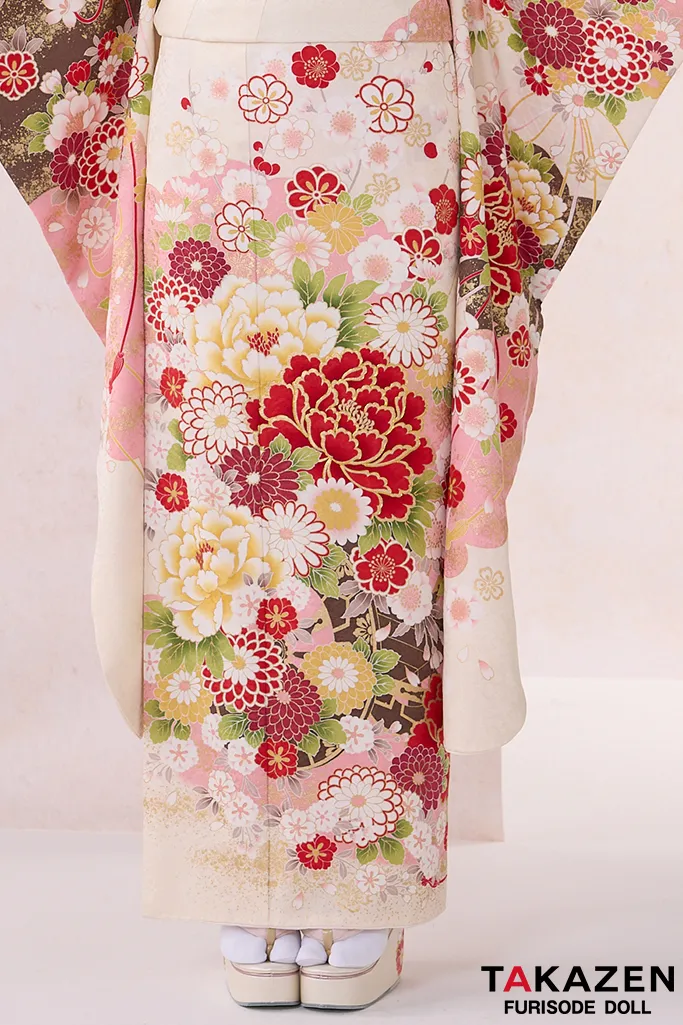 TAKAZENのレンタル振袖 正統派古典　白ピンク　牡丹柄　かわいい振袖　金彩刺繍京友禅　女の子らしい　人気　伝統的　葛西杏也菜【通販可】32051