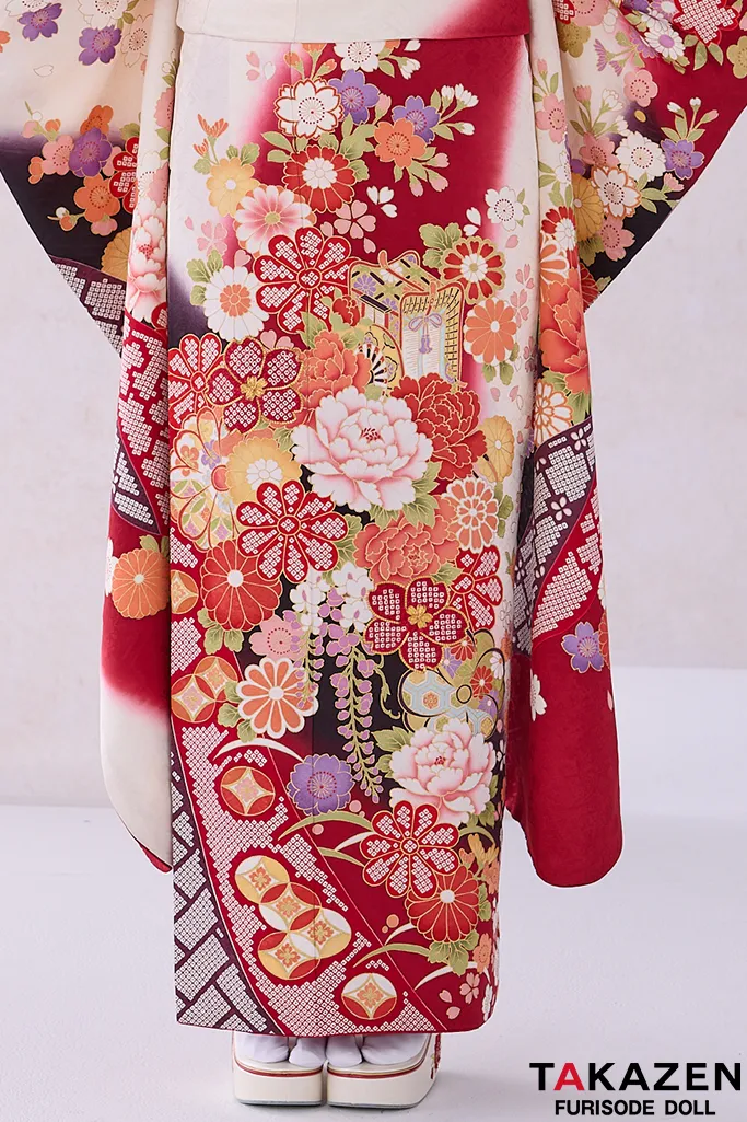 TAKAZENのレンタル振袖 正統派古典　赤/黒/白　御所車柄/牡丹柄　人気　上品　可愛い　伝統的古典　清楚　最高級金彩刺繍絞り友禅　南琴奈【通販可】32054