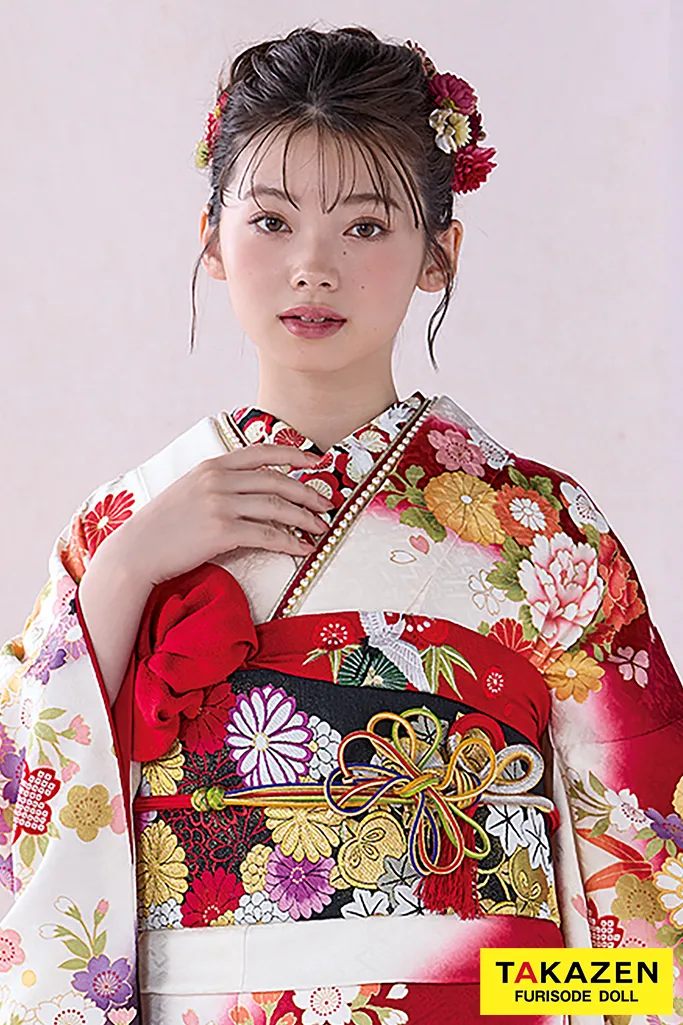 TAKAZENのレンタル振袖 正統派古典　赤/黒/白　御所車柄/牡丹柄　人気　上品　可愛い　伝統的古典　清楚　最高級金彩刺繍絞り友禅　南琴奈【通販可】32054