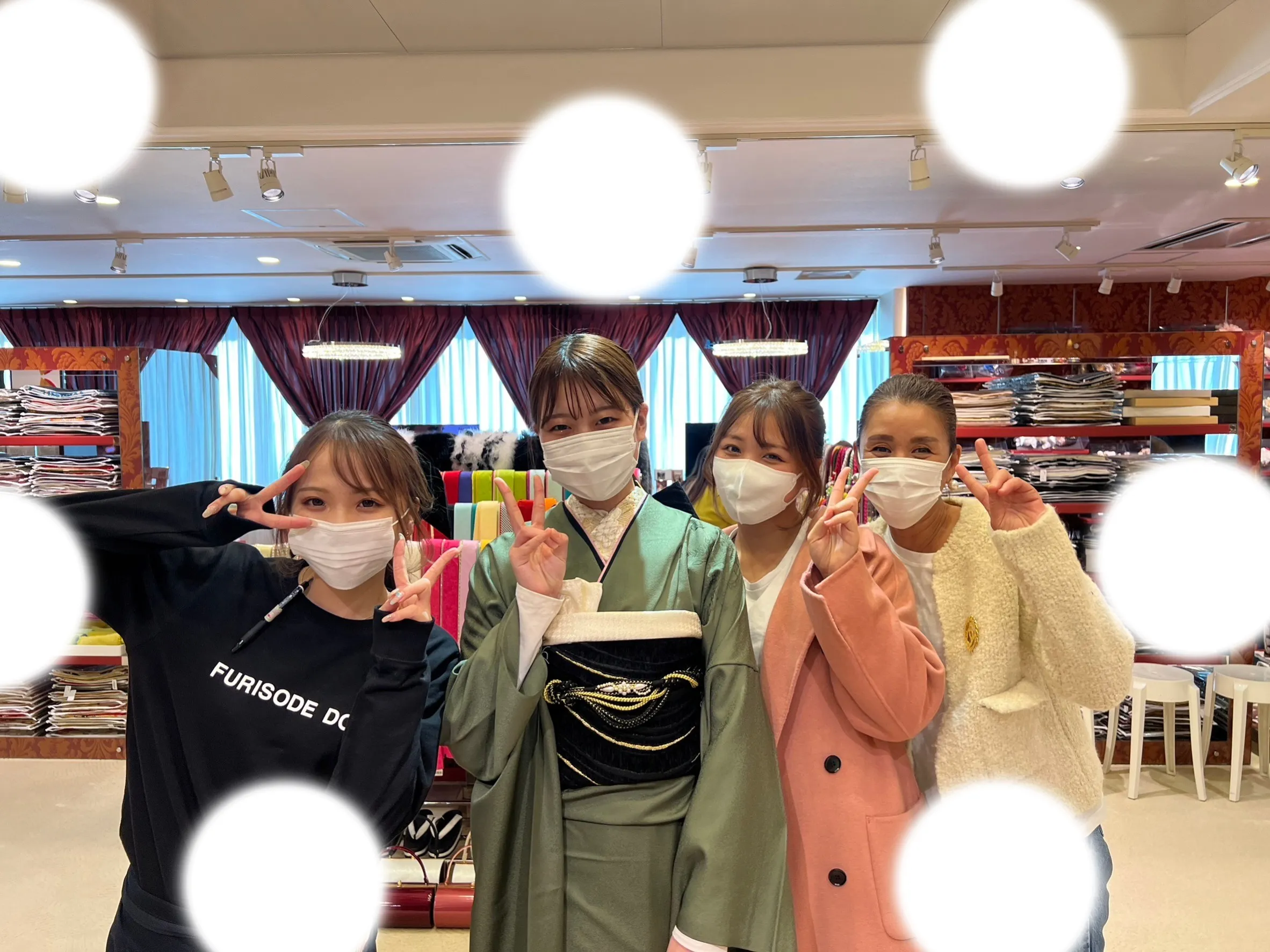ヴｨンテージ　くすみ　振袖レンタル