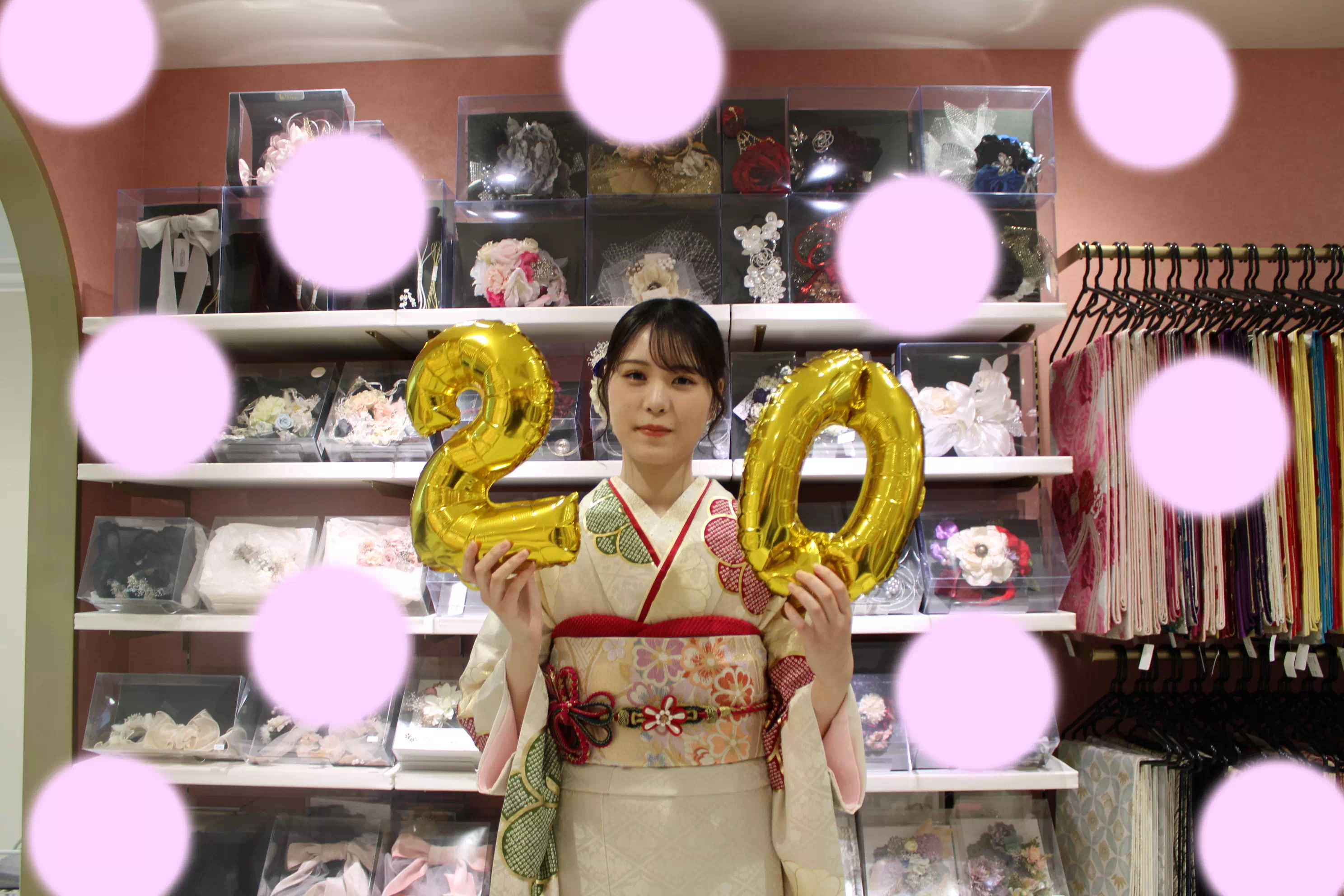 TAKAZEN姫路店　姫路市　成人式　卒業式　袴　振袖　イマドキ振袖　加古川　高砂　前撮り撮影会　前撮り　白　カワイイ