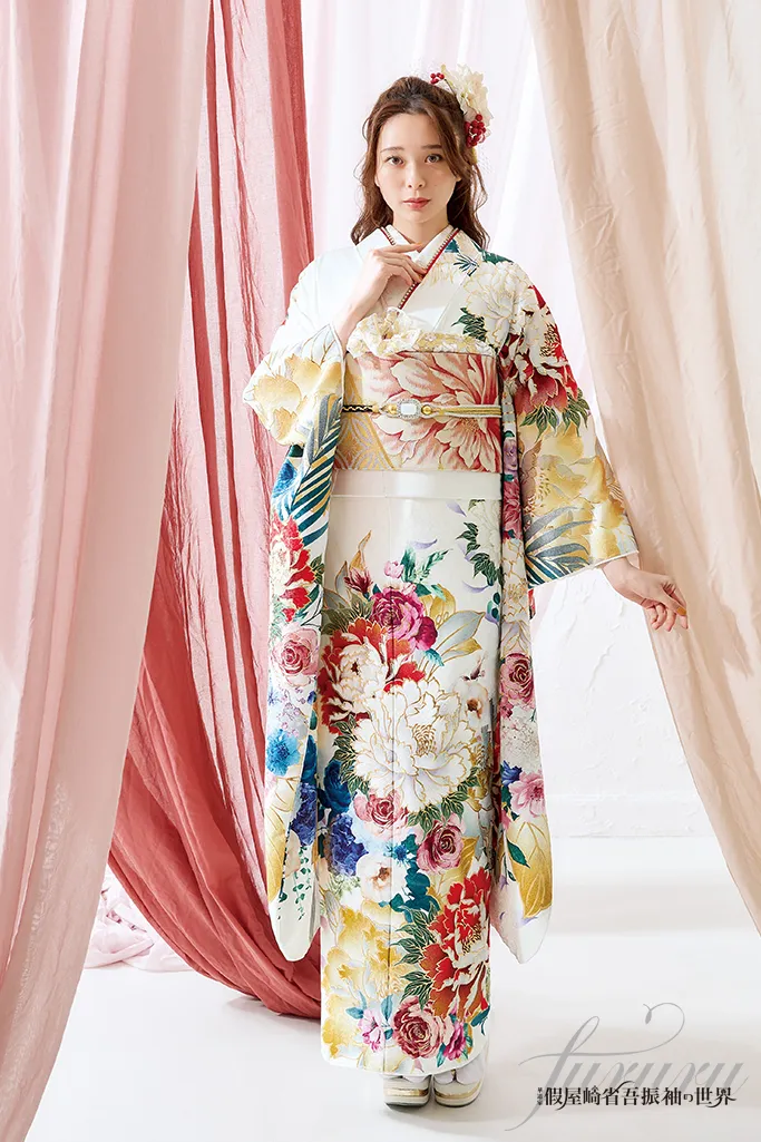 TAKAZENのレンタル振袖 正統派古典 白/赤/青 牡丹柄 かっこいい 大人っぽい 綺麗 假屋崎省吾デザイン振袖【通販可】K758