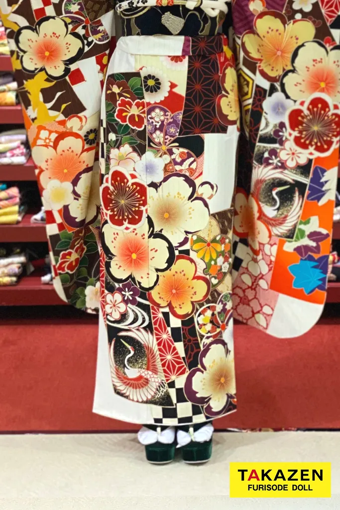 TAKAZENのレンタル振袖 安い!レトロ古典 白/赤 桜柄/市松模様 華やか カラフル プチプラ振袖 低身長さんにもおすすめ【通販可】 M3
