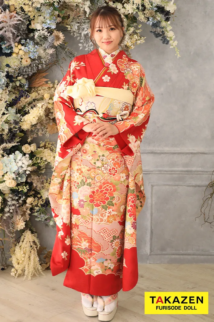 TAKAZENのレンタル振袖 正統派古典　赤　牡丹柄　人気　定番　可愛らしい　柄小さめ　低身長さんにもおすすめ【通販可】32078