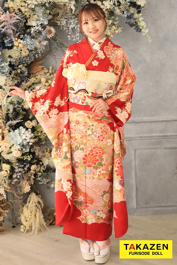 TAKAZENのレンタル振袖 正統派古典　赤　牡丹柄　人気　定番　可愛らしい　柄小さめ　低身長さんにもおすすめ【通販可】32078