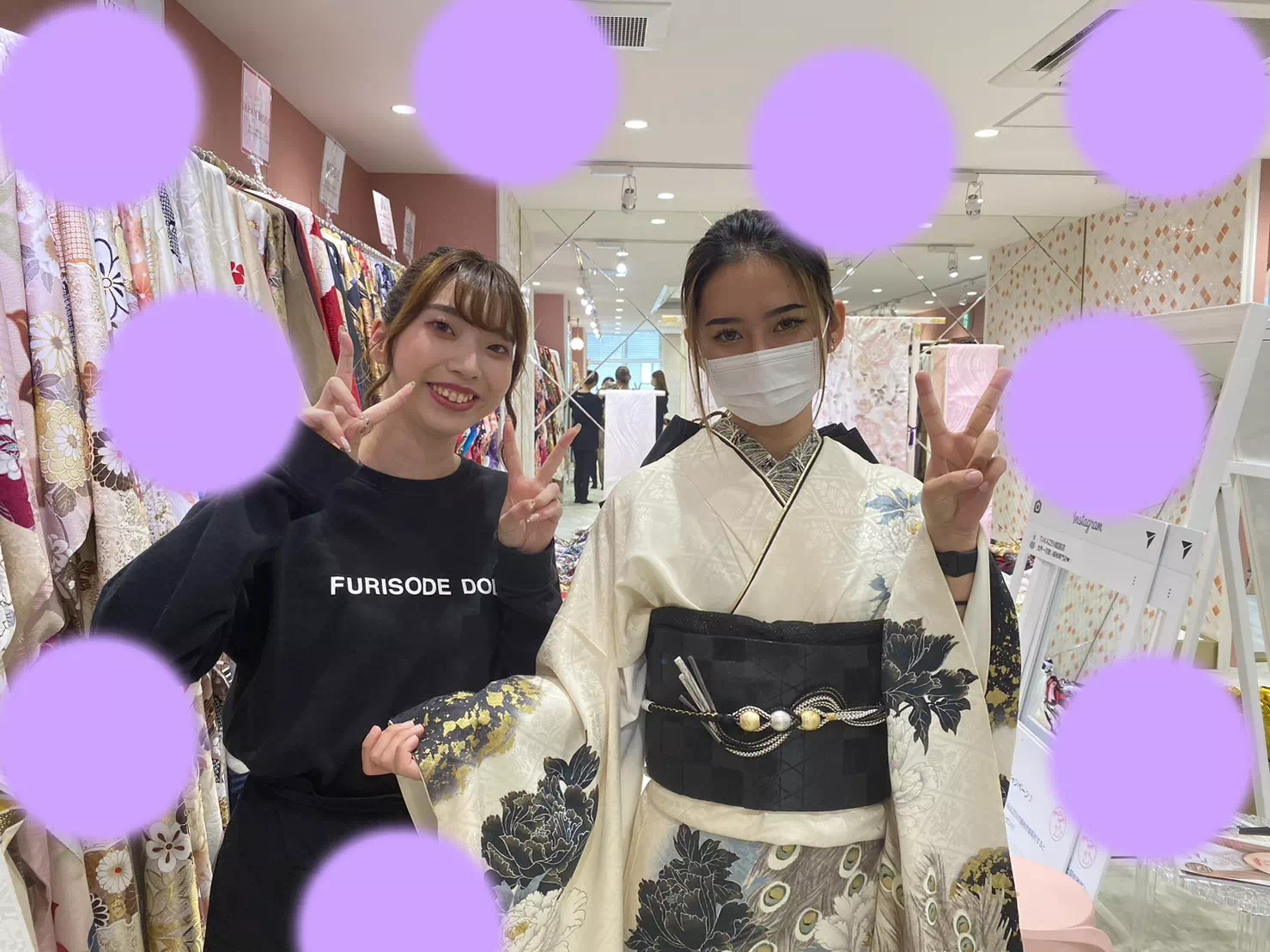 【TAKAZEN姫路店】☆加古川市 振袖レンタル 白×黒と孔雀柄がカッコイイヴィンテージスタイルのお振袖のご紹介☆