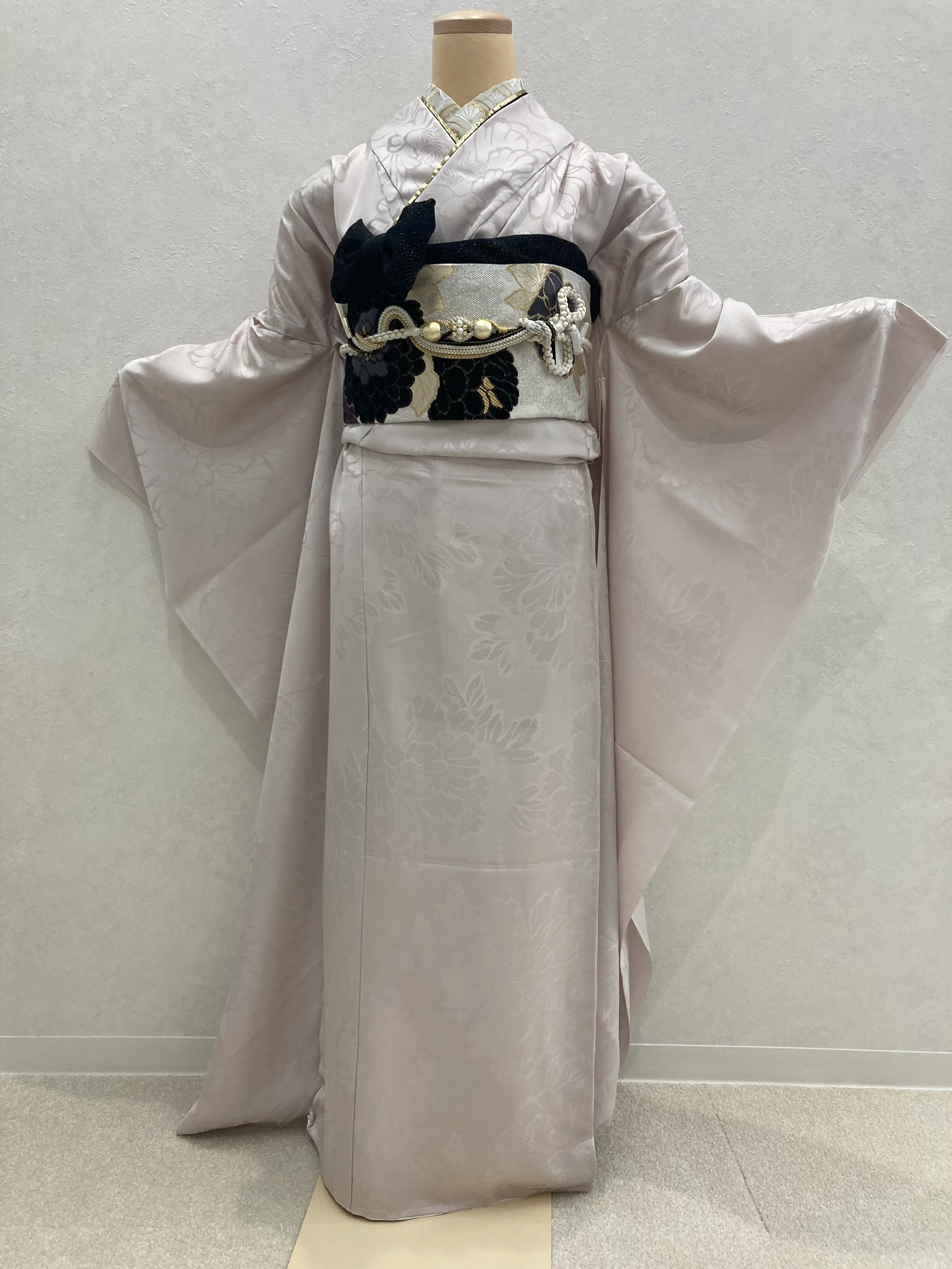 振袖レンタル 奈良 橿原 かわいい おしゃれ かわいい かっこいい くすみ イマドキ 無地