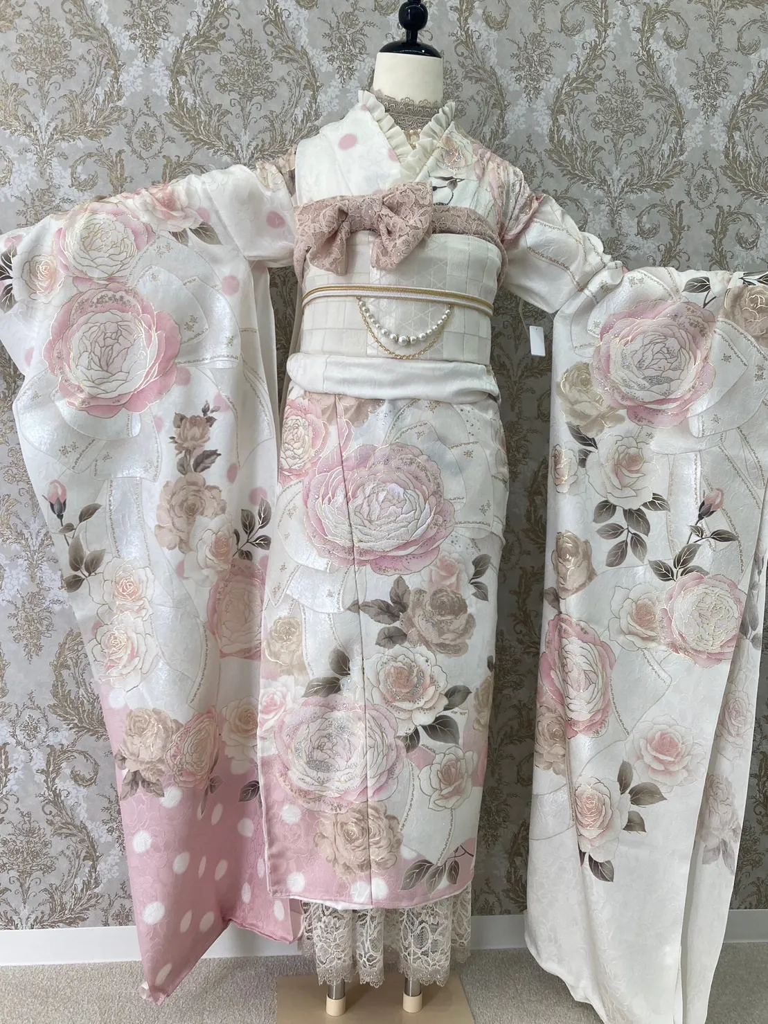 振袖レンタル 奈良 橿原 かわいい おしゃれ 個性派 かわいい くすみ イマドキ ヘップバーン