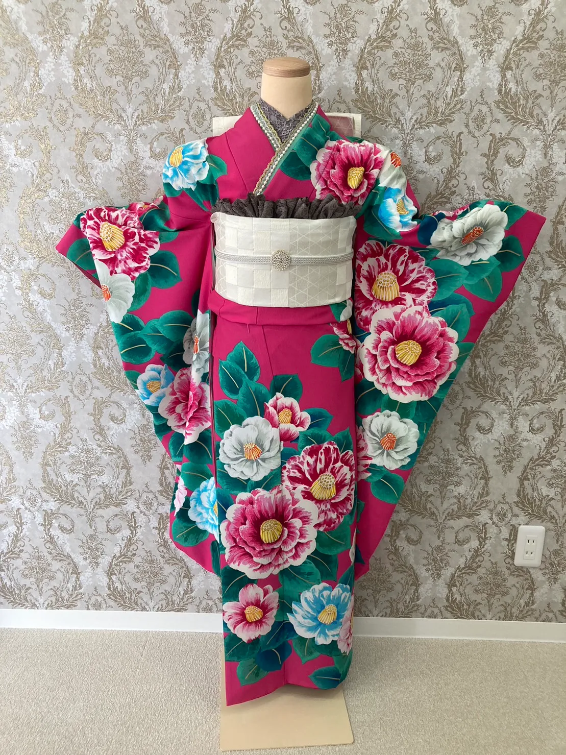 振袖レンタル 奈良 橿原 かわいい おしゃれ 個性派 かわいい かっこいい くすみ イマドキ