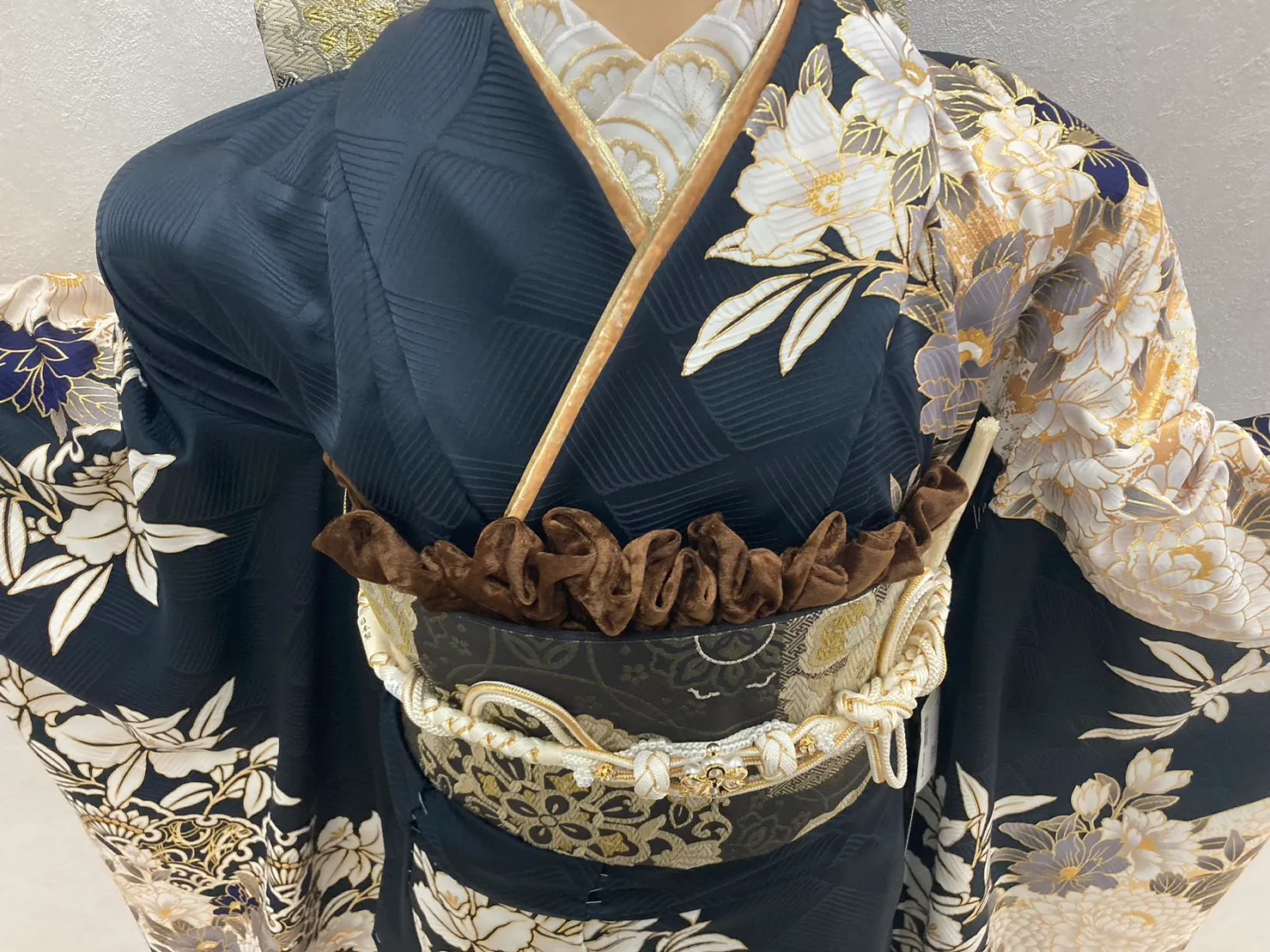 振袖レンタル 奈良 橿原 かわいい おしゃれ 個性派 かわいい かっこいい くすみ イマドキ