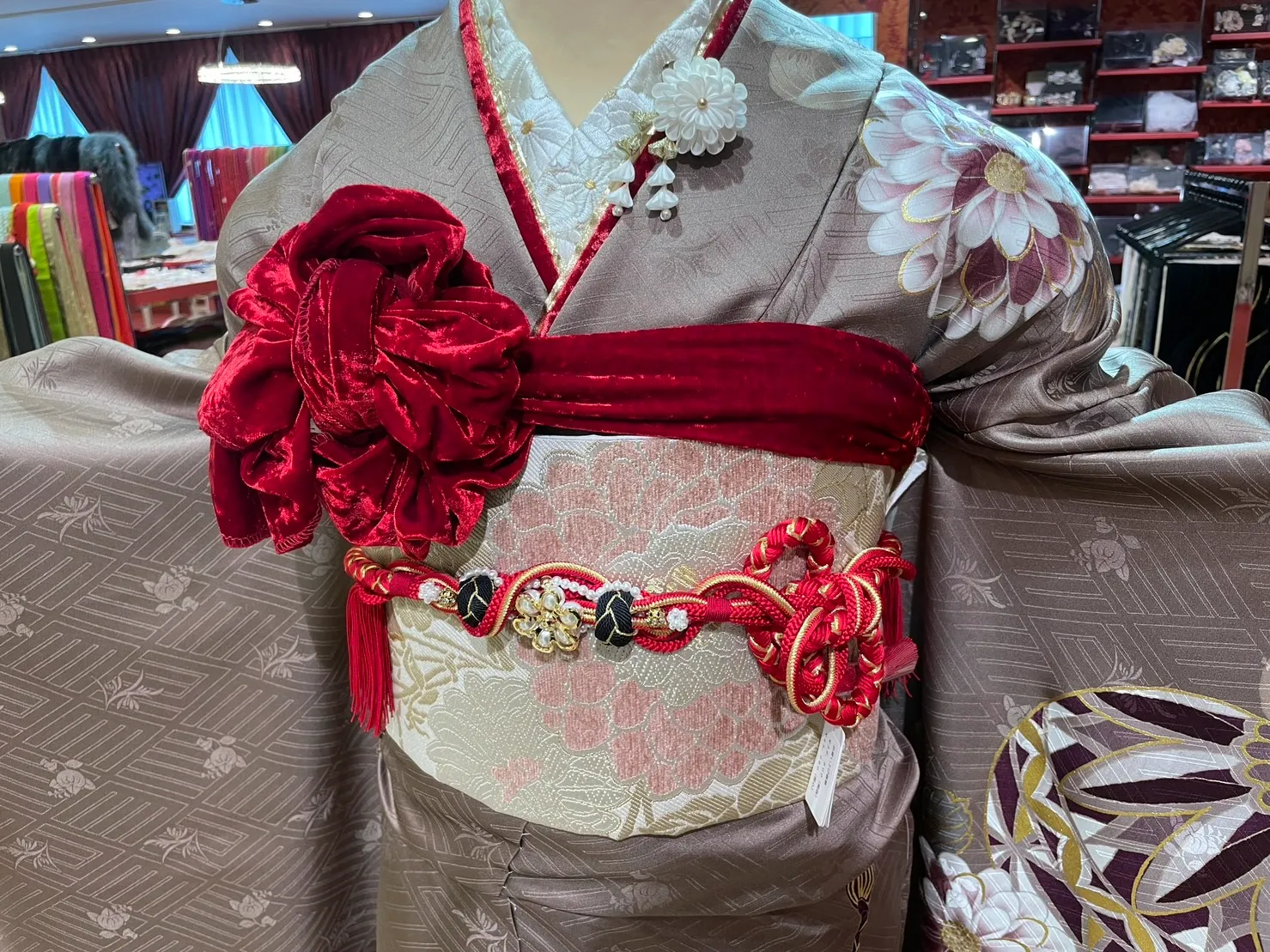 成人式 前撮り 梅田 袴 くすみカラー かわいい イマドキ 淡色 古典 タカゼン 撮影
