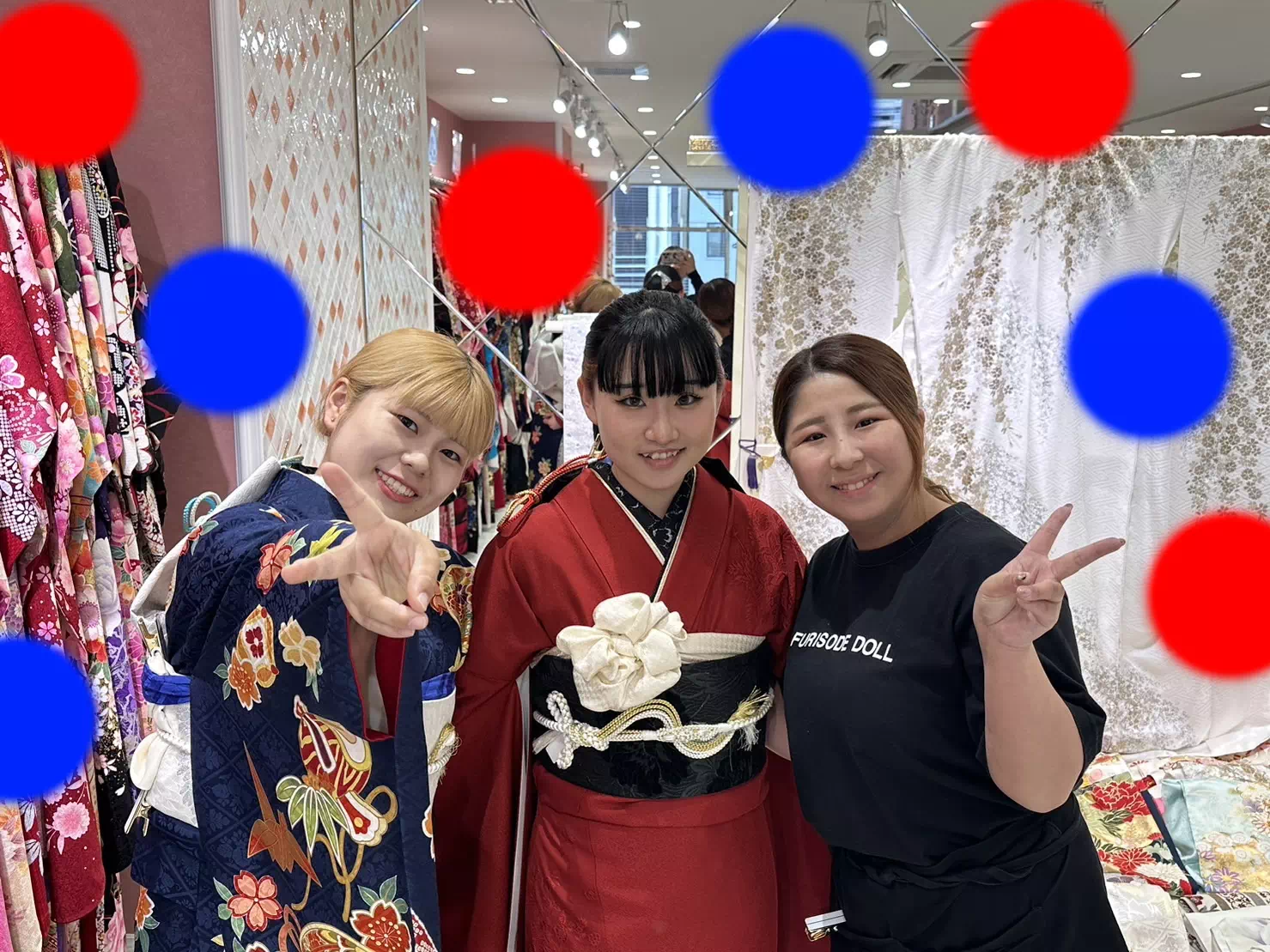 【TAKAZEN姫路店】♡20日 赤無地がカッコイイ!ブーツが似合う姫路市2025年成人のヴィンテージスタイルののお振袖姫ちゃんご紹介♡