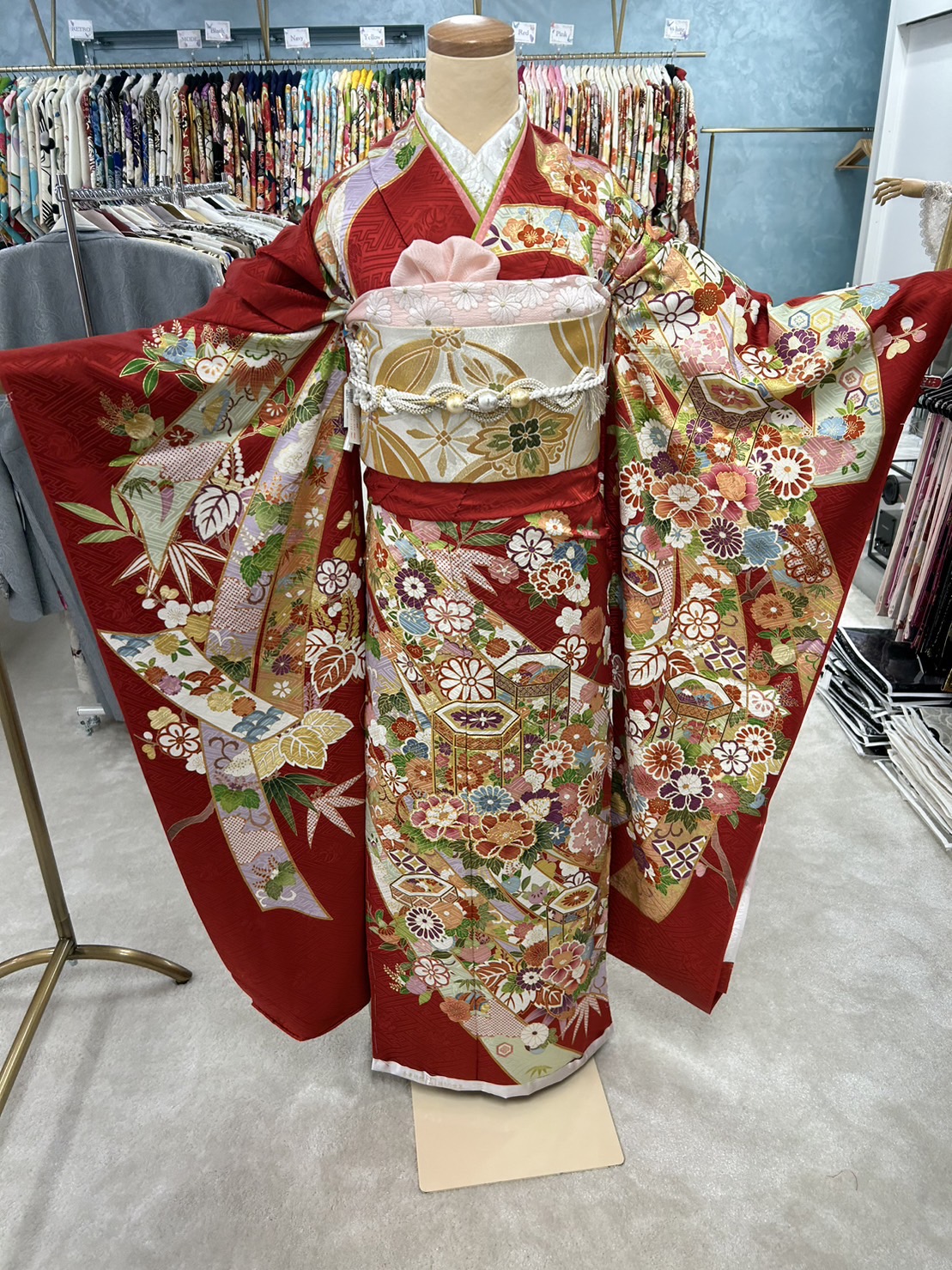 振袖　かわいい　古典系　心斎橋　なんば　大阪　成人式