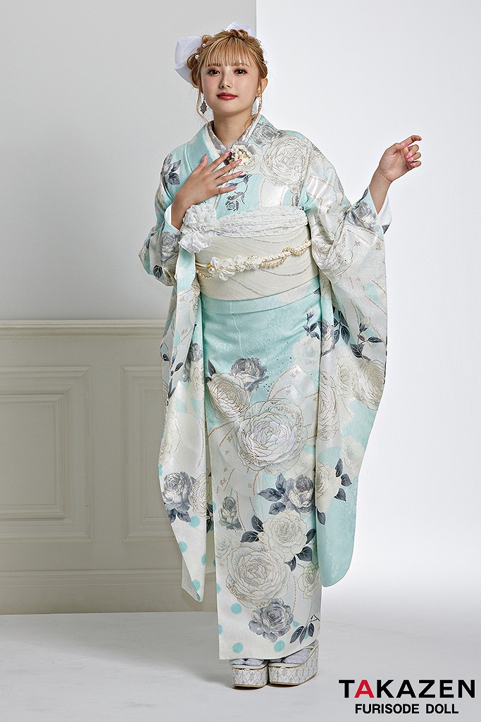 成人式 レンタル 振袖 可愛い 今どき 青色 ブルー 花 水色 淡い色 ヘップバーン キラキラ ホワイト パール加工 リボン スワロフスキー