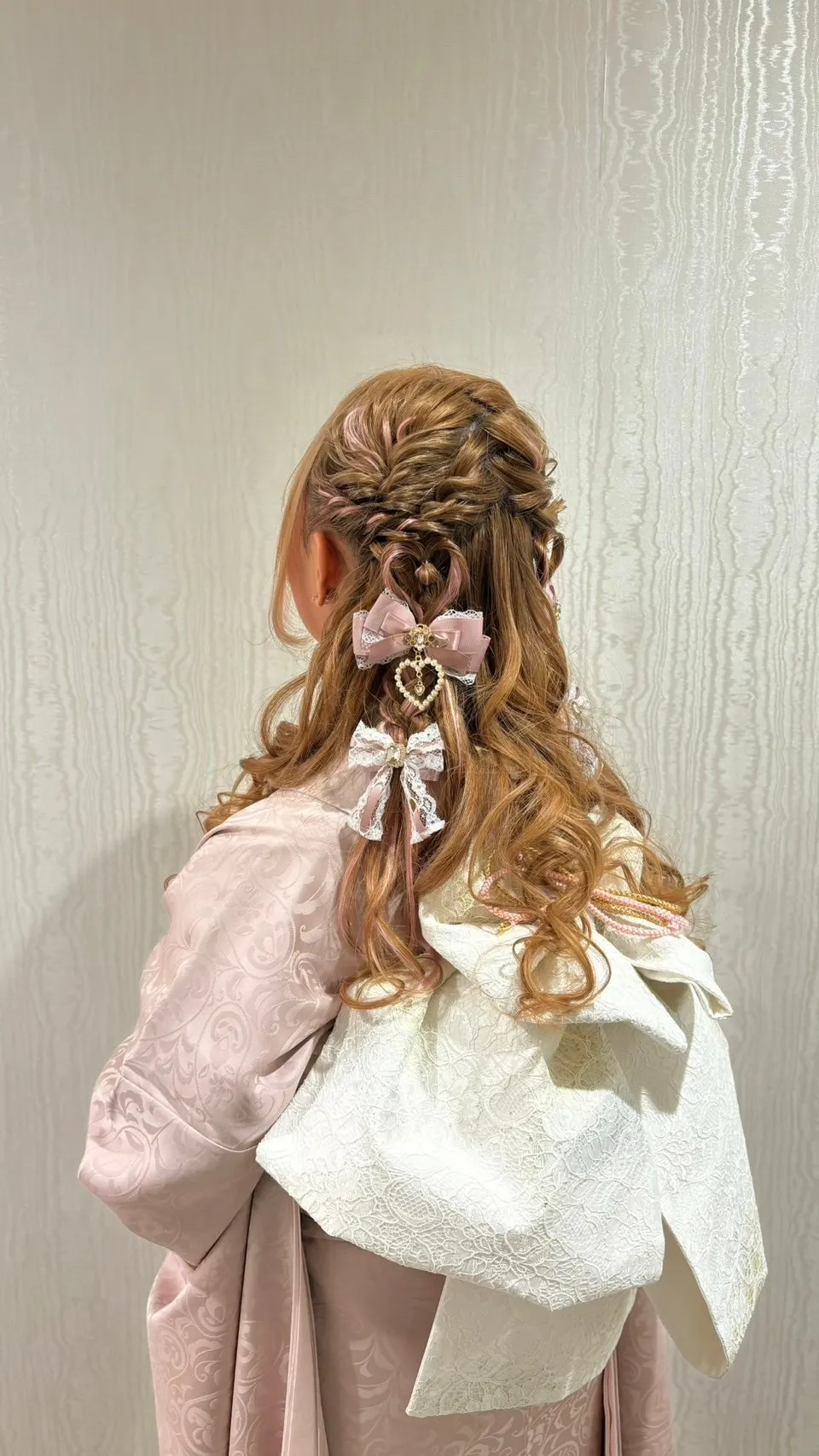 前撮り ヘアアレンジ 個性派 かわいい オシャレ かっこいい 水引き 金箔 リボン 髪飾り 大阪 梅田