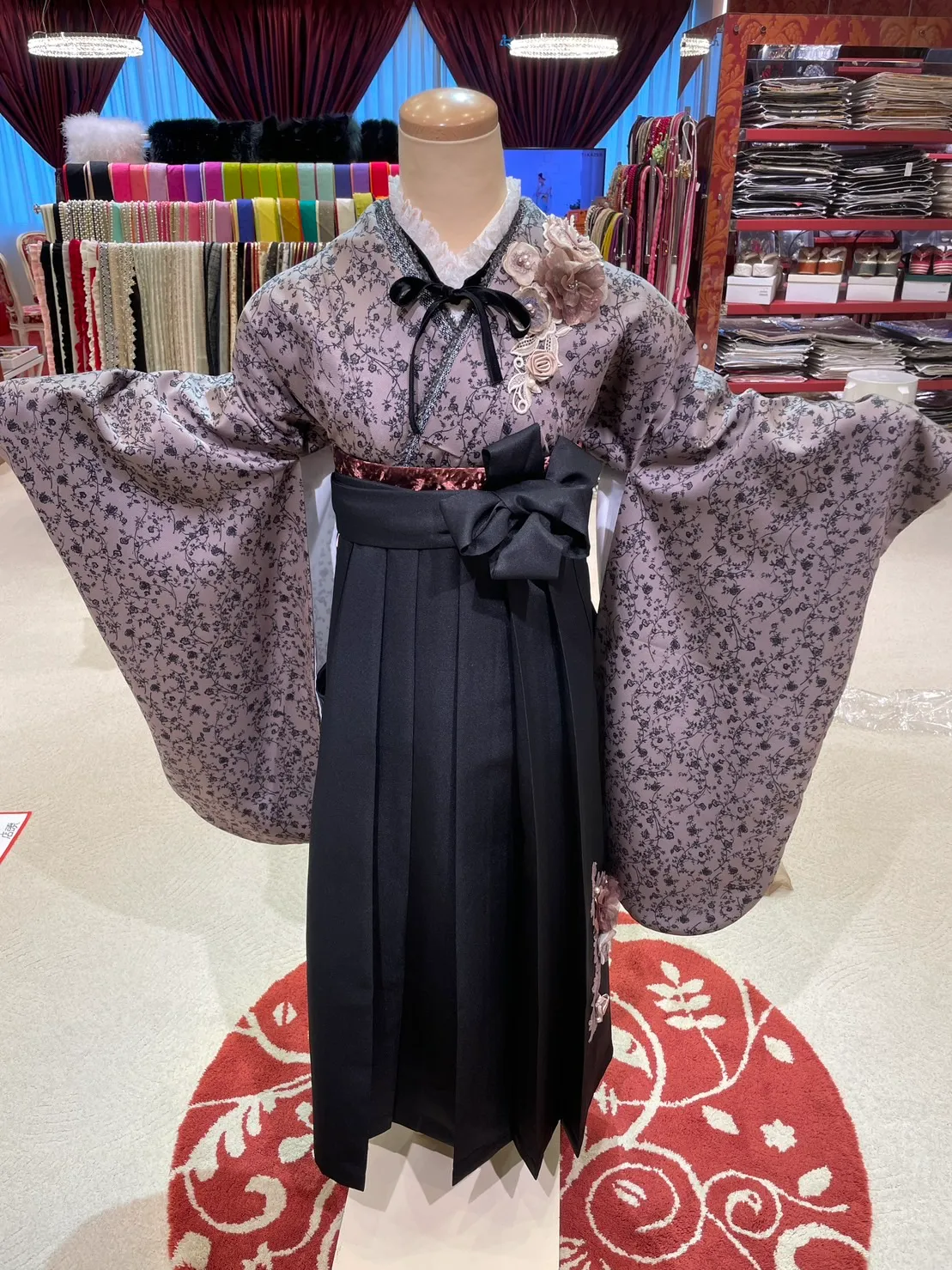 袴 振袖 レンタル 大阪 梅田 安い かわいい イマドキ くすみカラー レース オシャレ 派手 被らない 個性的 シンプル 前撮り ペット可