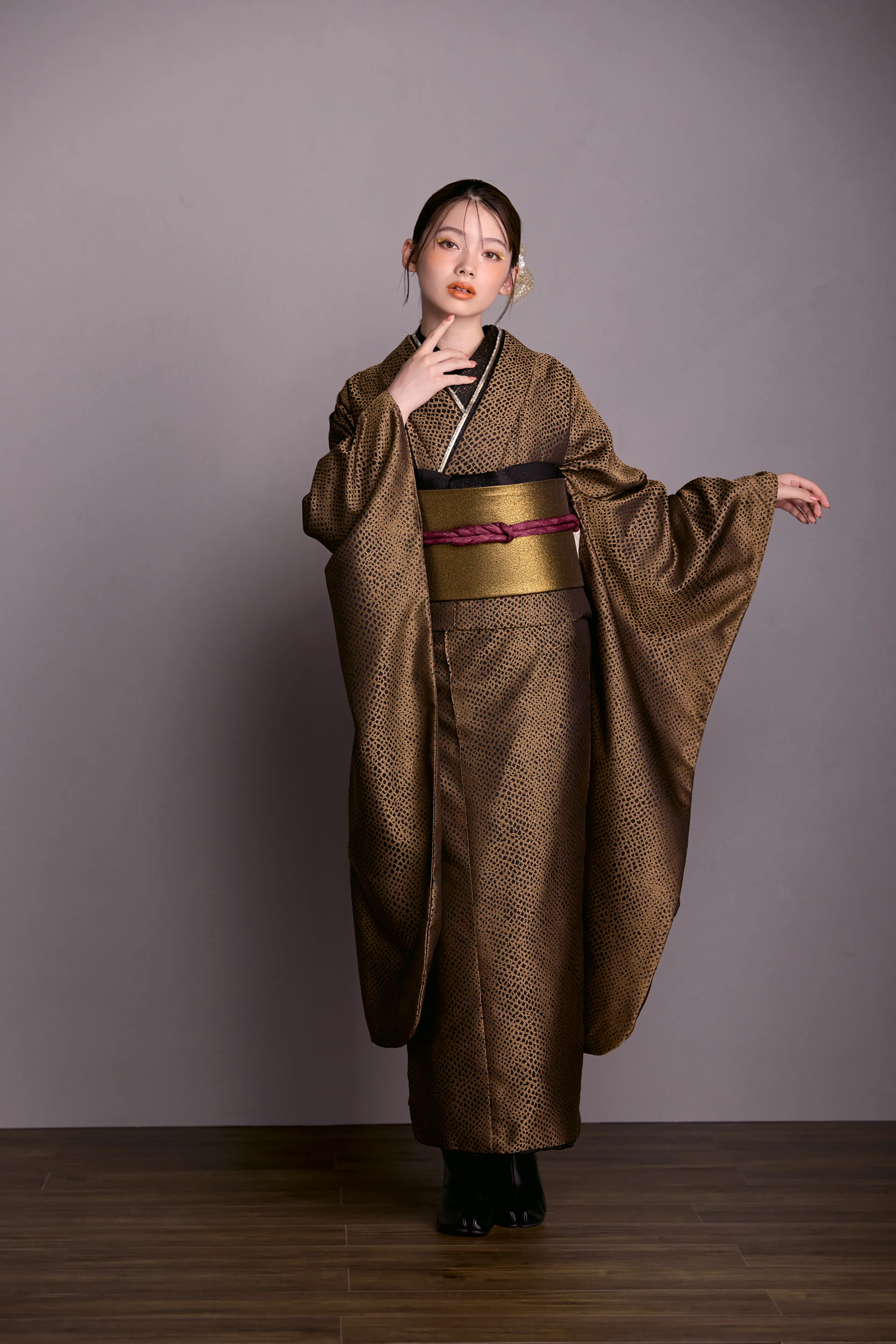 成人式　振袖　LOOKBOOK 　ヴィンテージ　オシャレ　シック　ヒョウ柄