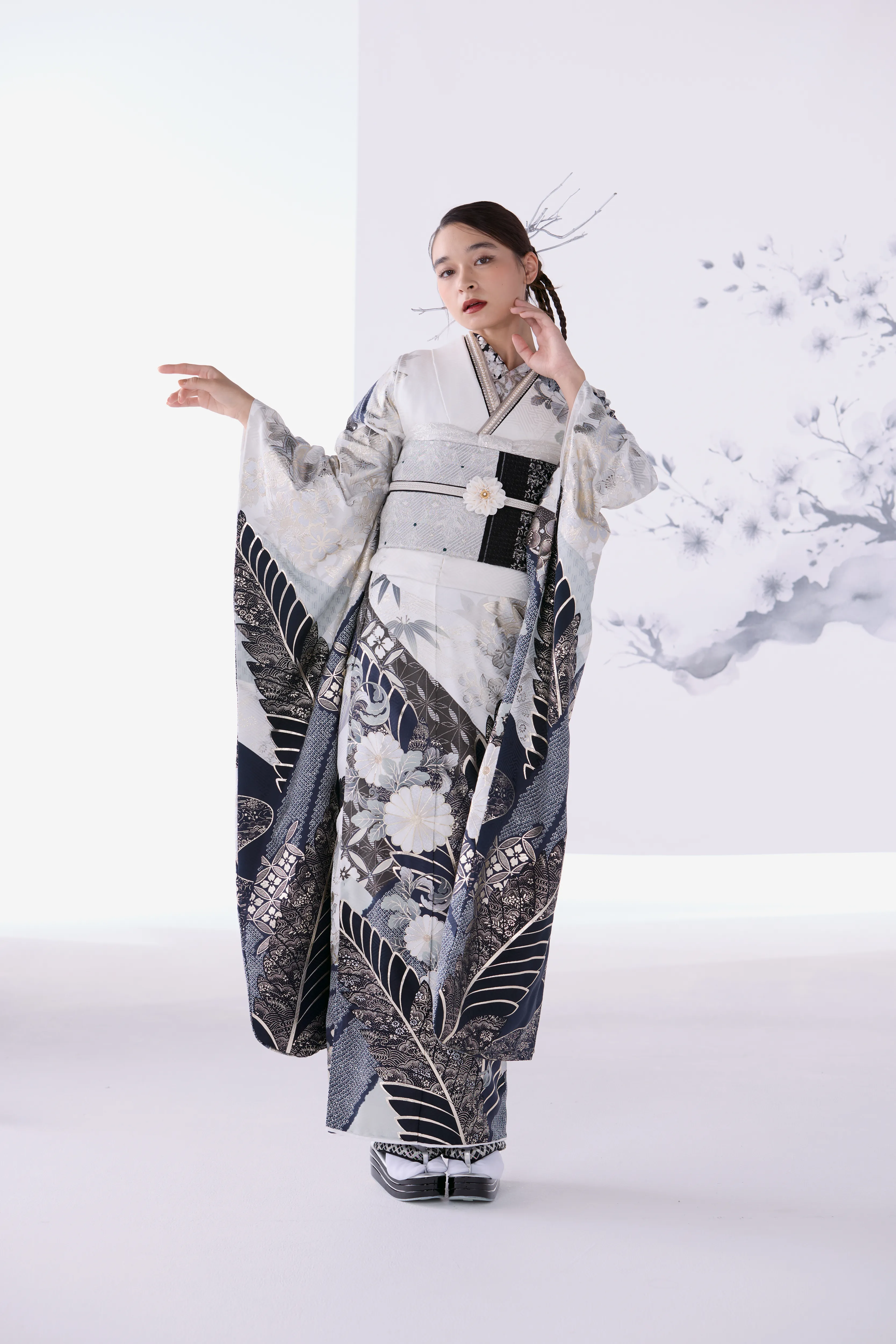 成人式　振袖　LOOKBOOK 　粋古典　　粋　かっこいい　渋い　オシャレ　シック　
