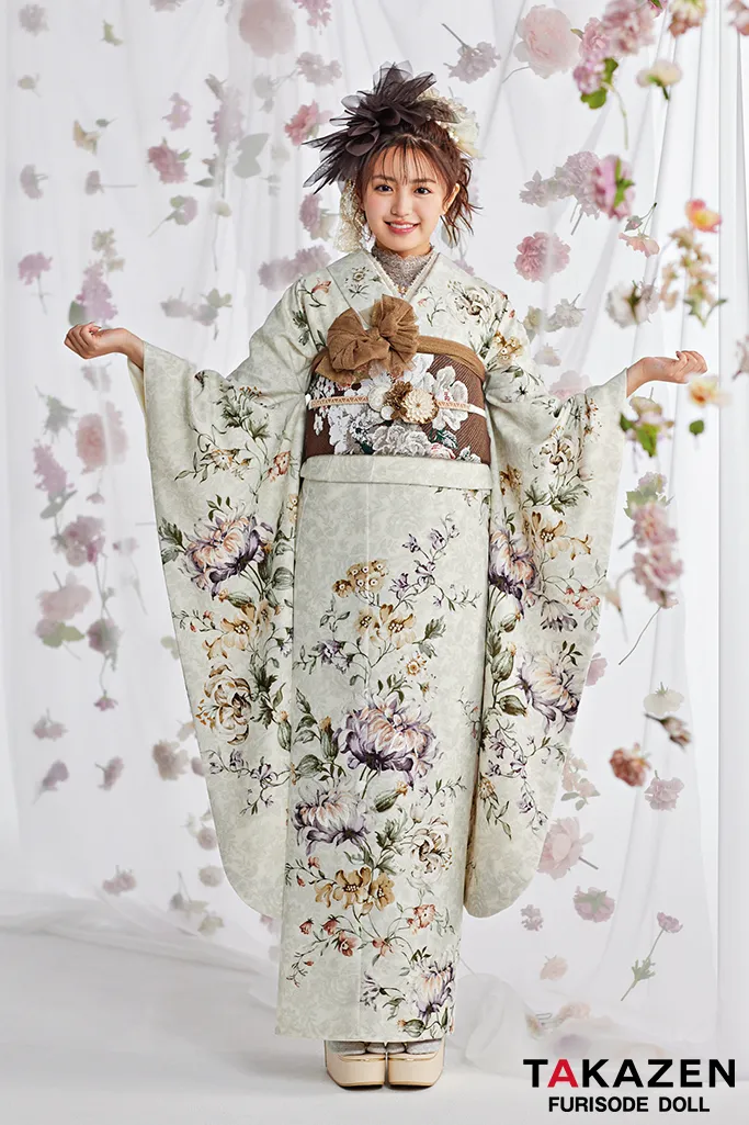 TAKAZENのレンタル振袖 くすみカラーガーリー　アイボリー/白ベース　ボタニカルフラワー　JILL STUART(ジルスチュアート)　かわいらしい　オフカラー　香音ちゃん【通販可】25020