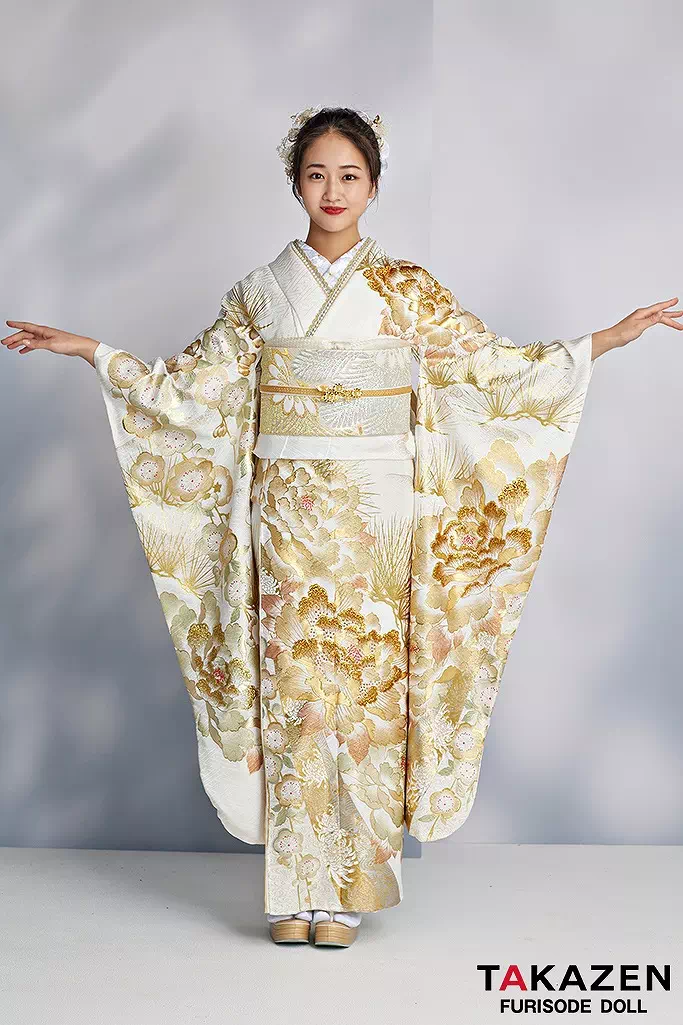 TAKAZENのレンタル振袖 最高級古典柄振袖 関芳/最高級金駒金彩刺繍友禅 白/金/ゴールド 牡丹柄 豪華 煌びやか 桂由美プレミアム エレガント 天翔愛【通販可】25048